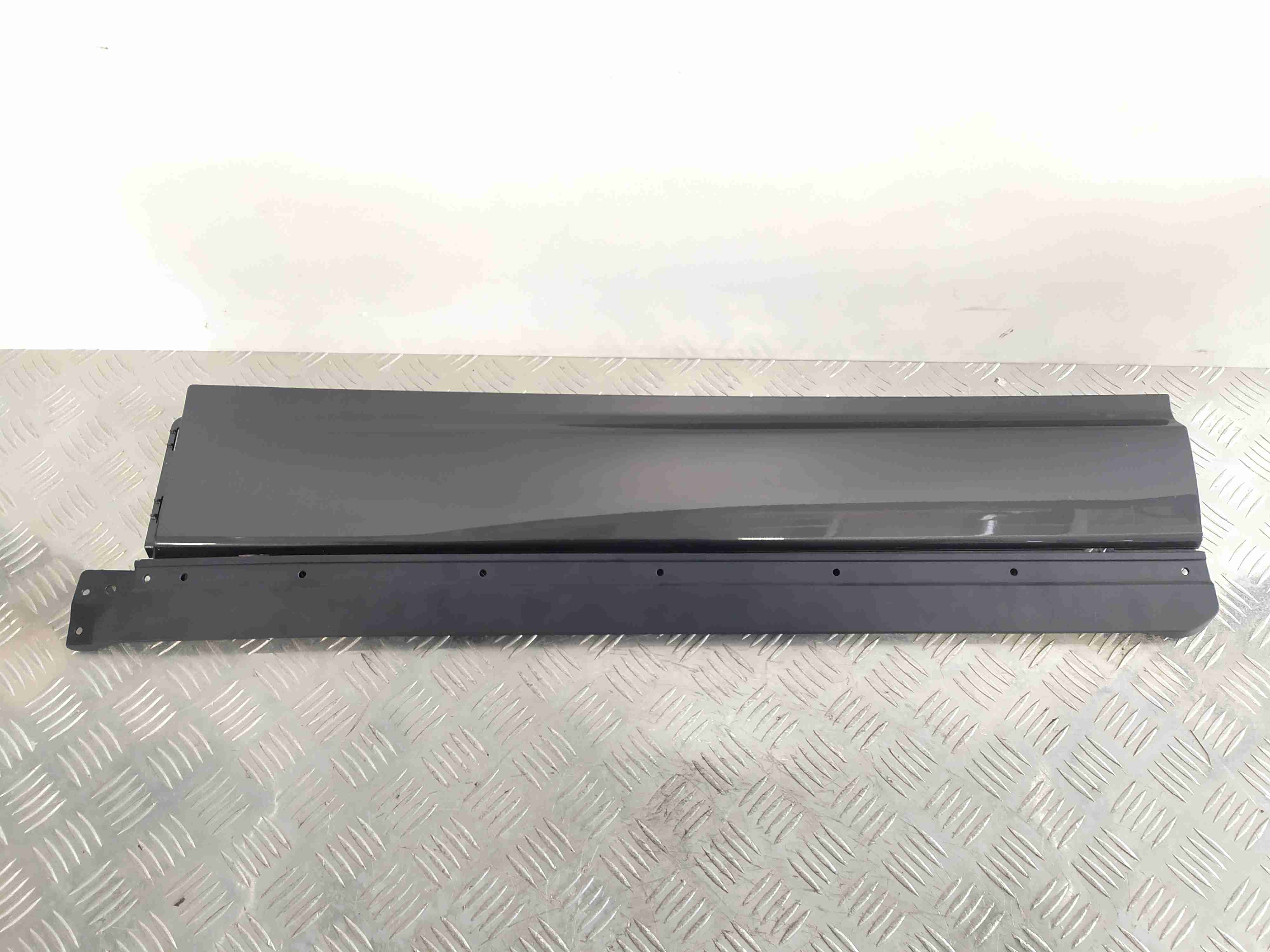 LiXiang L7 L7 2022-н.в. Молдинг двери задней правой X0355280020,   X0355280022  000661