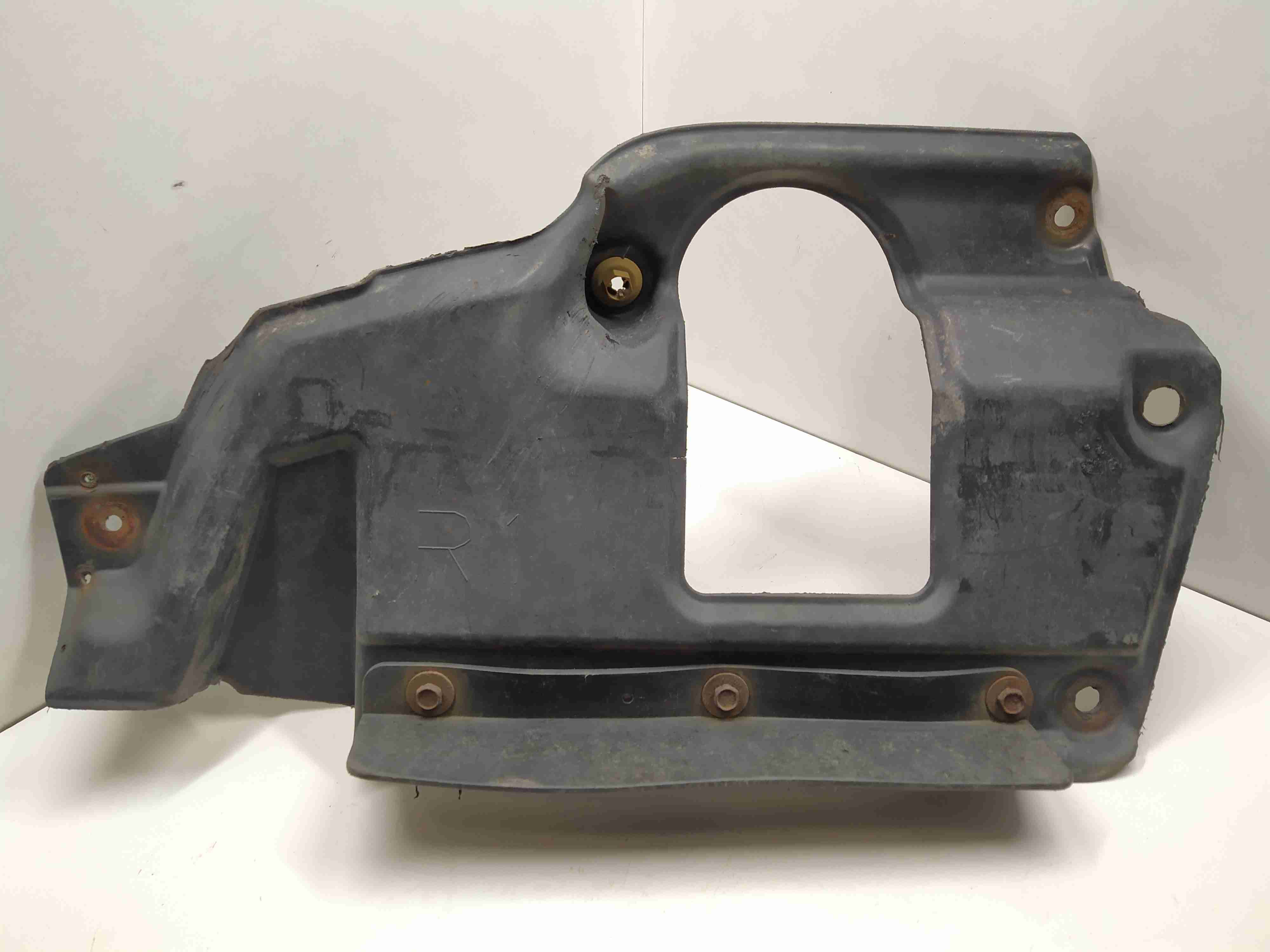 Toyota Land Cruiser Land Cruiser VII (J200) 2007 - наст. время Защита арок передняя правая (подкрылок) 5147360010,  5380760130,  5385360030  000739