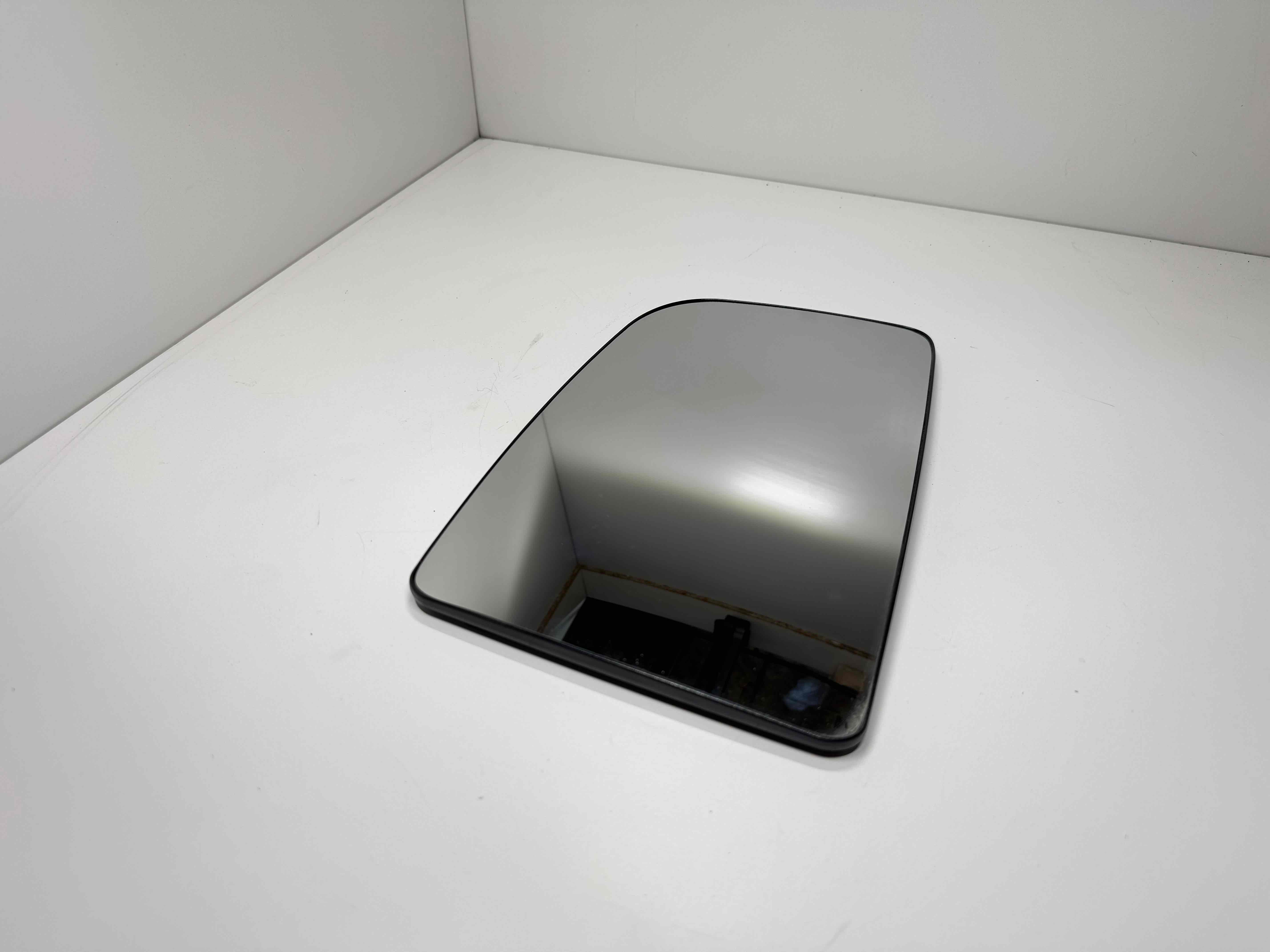 Mercedes Sprinter Sprinter II (w906) 2006 - 2017 Стекло зеркала наружного левого G105890301C,  A0028111533  000760