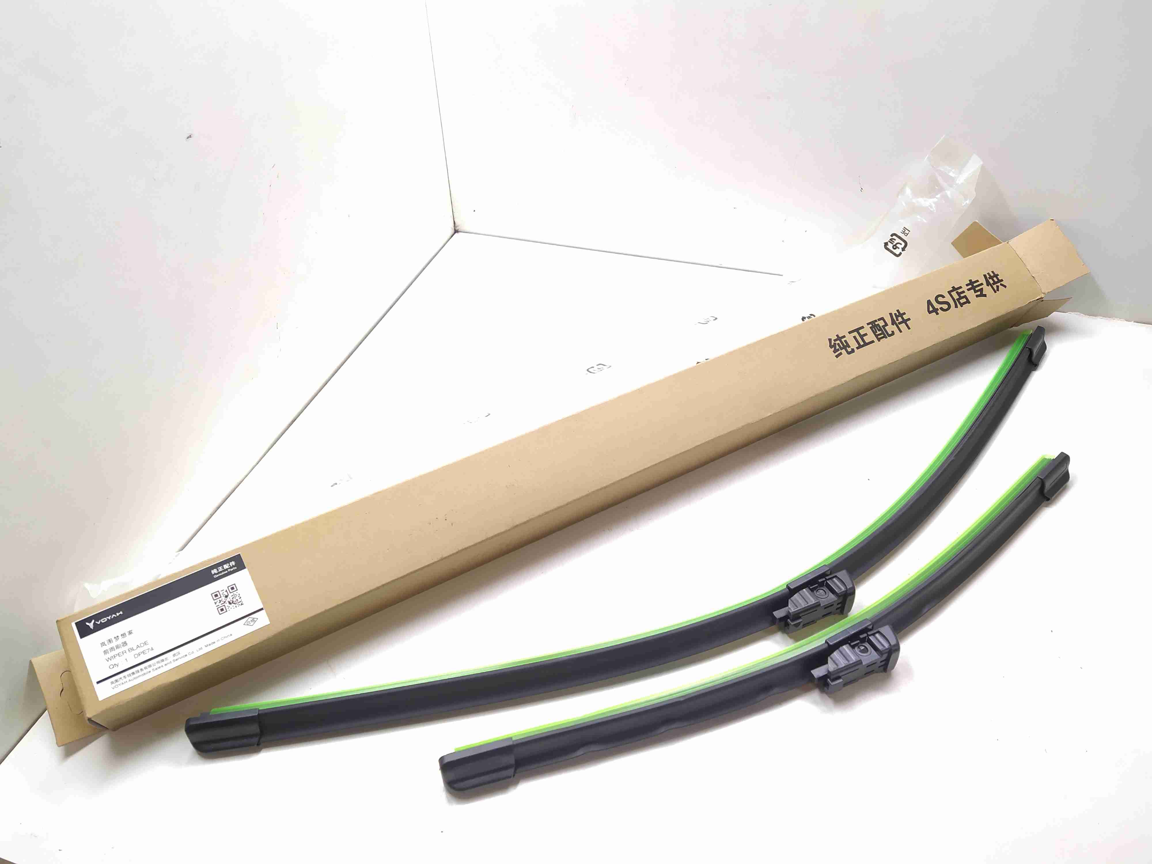 Voyah Dream 1 поколение (2021-2025) Щетки стеклоочистителя   000809