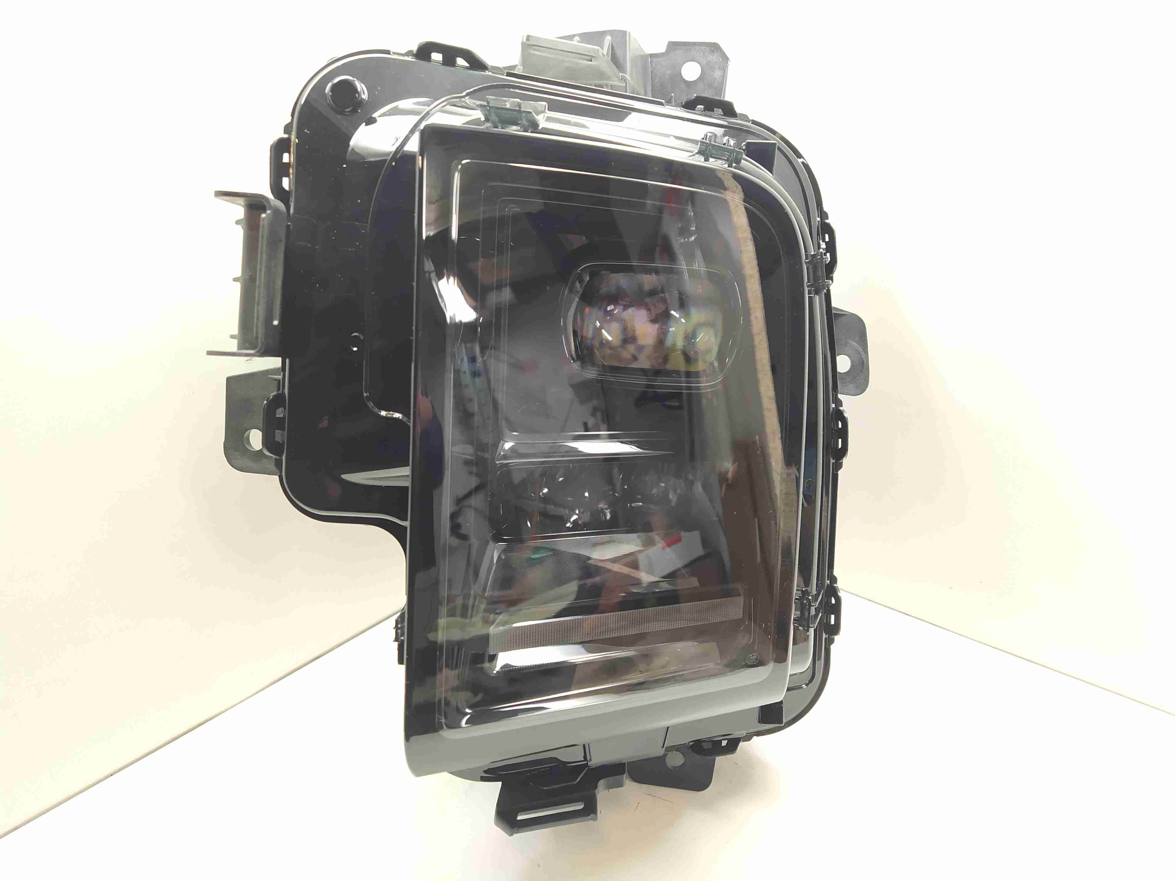 LiXiang L7 L7 2022-н.в. Фара левая X0341210011,    X0141210017  000956