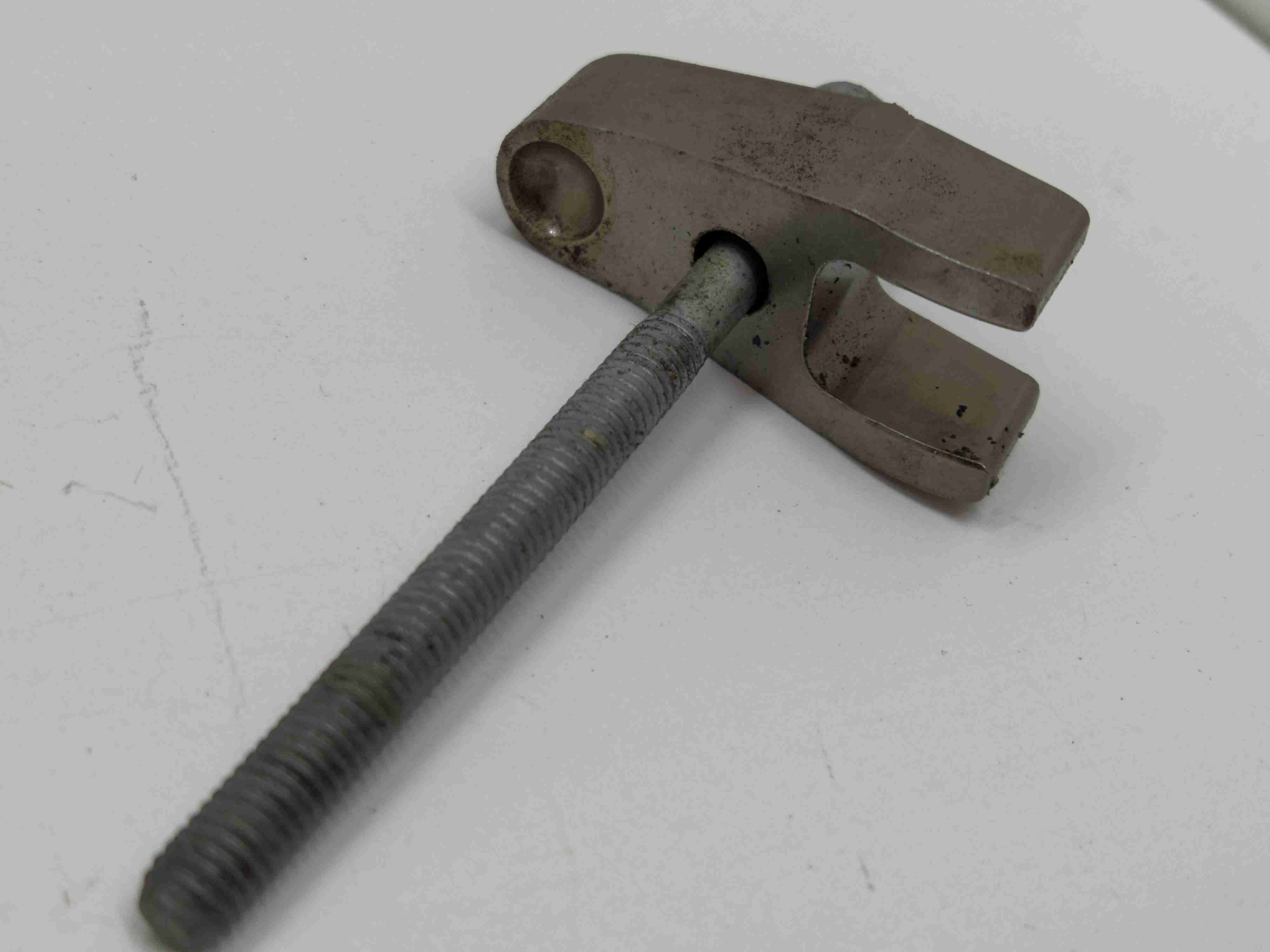 Mercedes C-klasse C-klasse (W203) 2000 - 2007 Скоба (кронштейн) крепления форсунки   002586