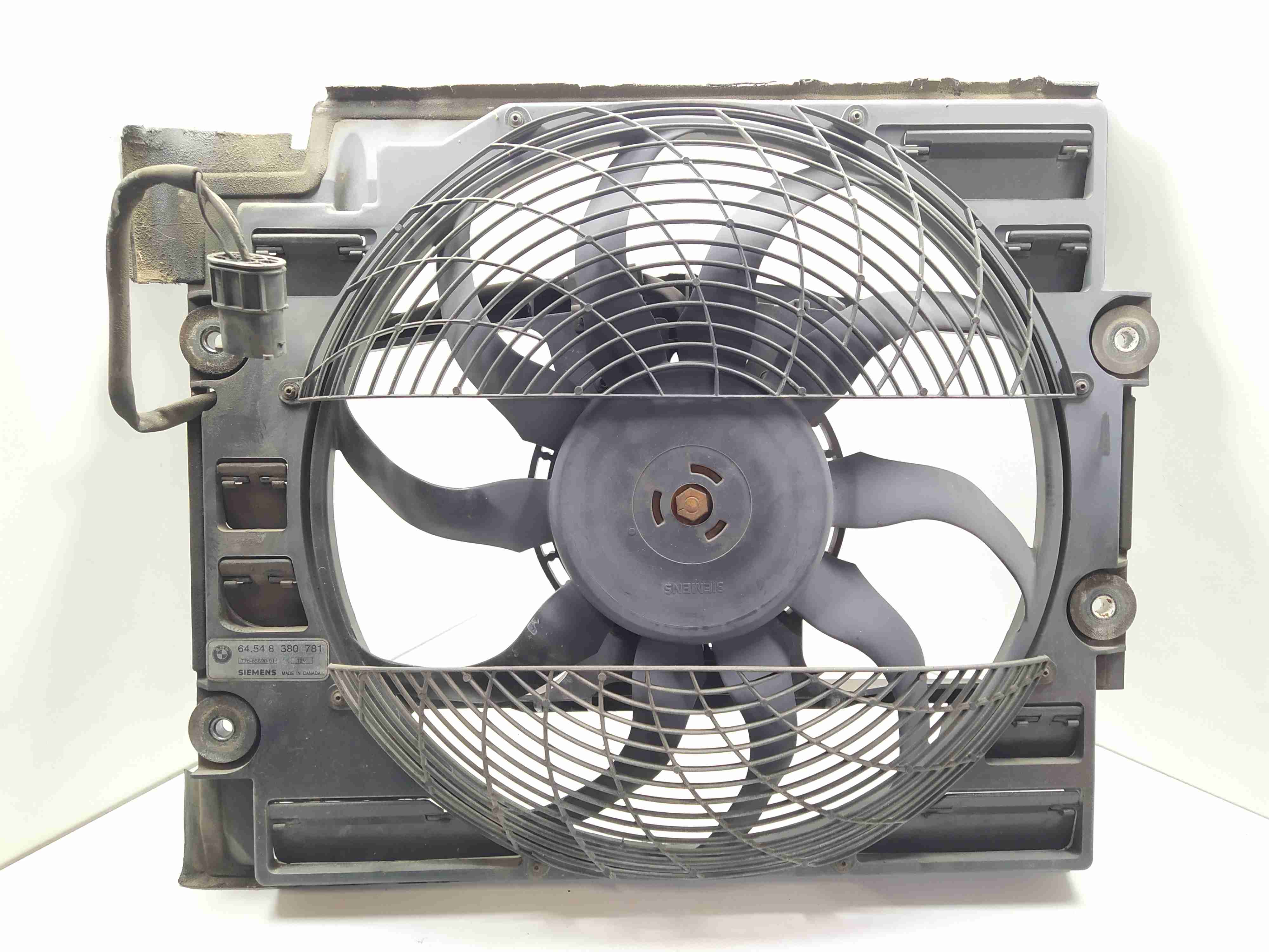 Вентилятор радиатора кондиционера BMW 5-Series (E39) купить в Беларуси