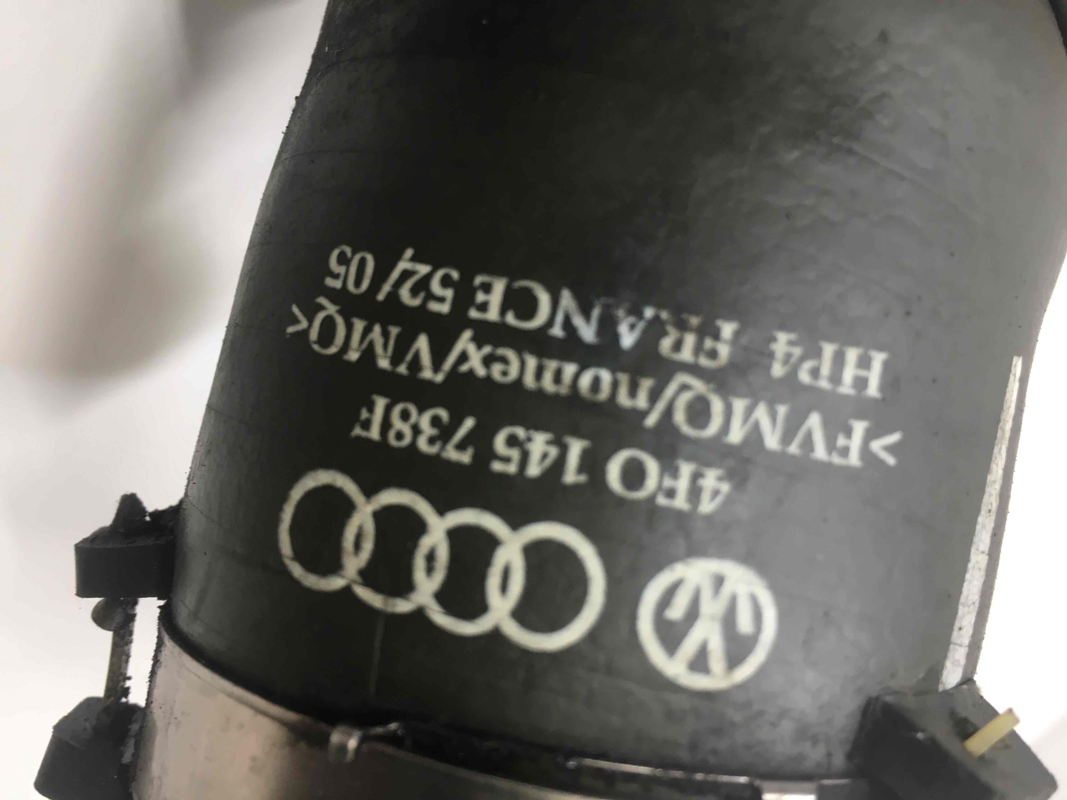 Патрубок интеркулера Audi A6 C6 купить в России
