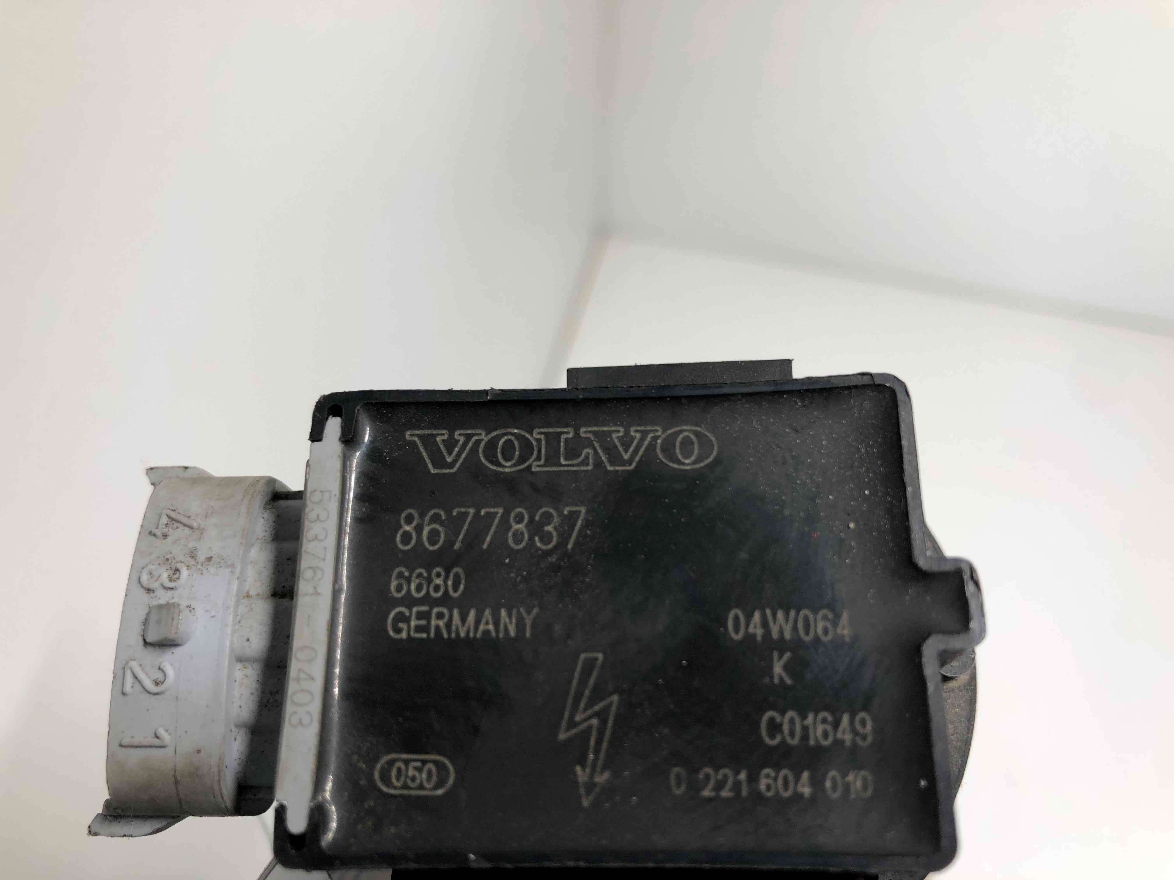 Катушка зажигания Volvo V50 1 купить в России