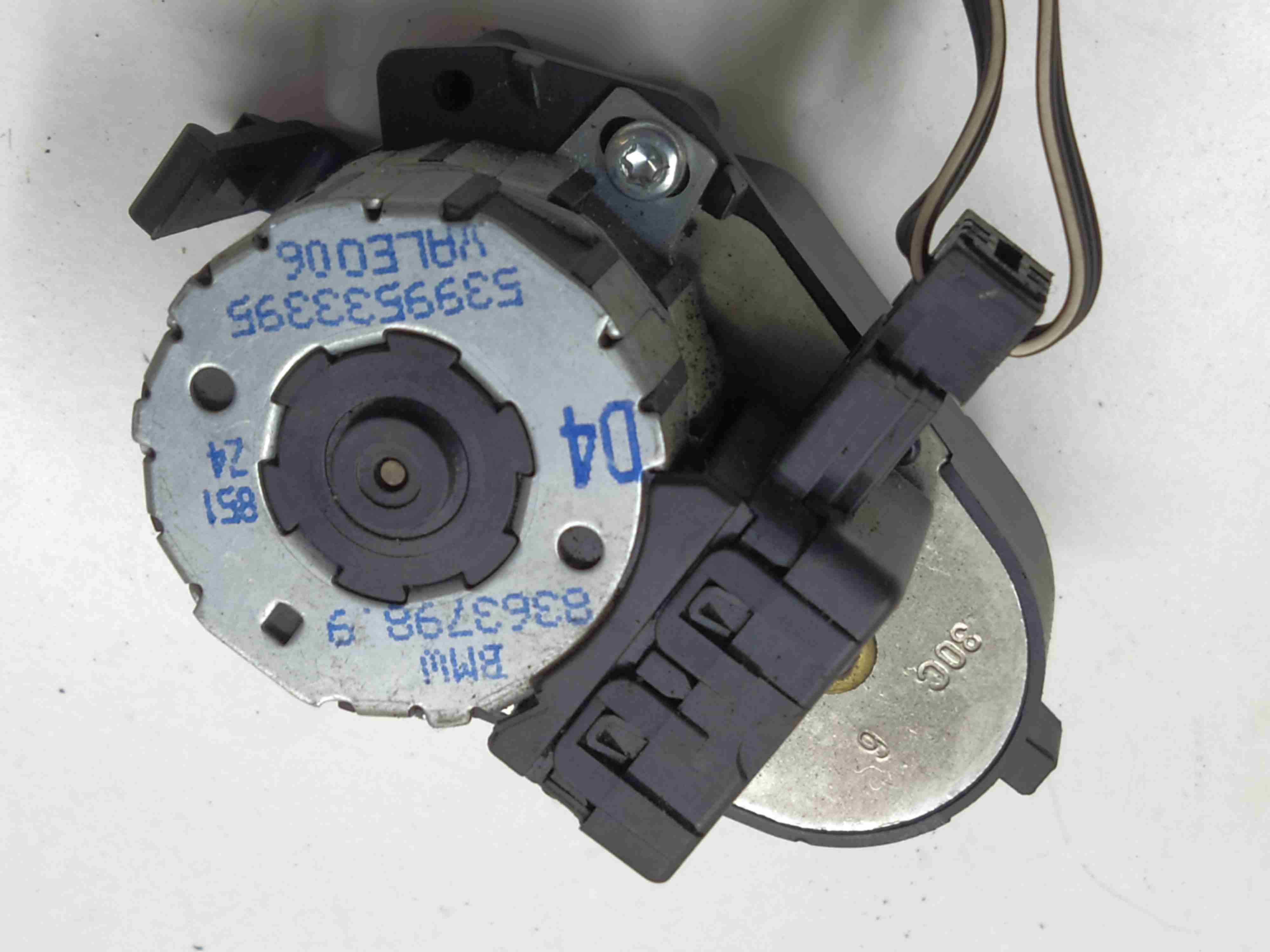 BMW 5 E39 5 E39 4 поколение (1995-2000) Моторчик заслонки печки 64118363798,  8363798  005793