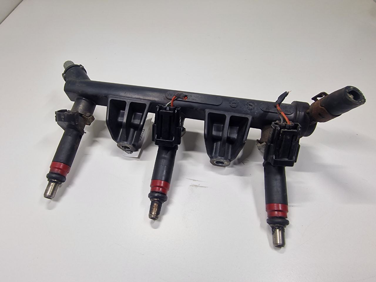 Volkswagen Polo Polo IV (9A,9N) 2002 - 2009 Форсунка 03D906031C  006032