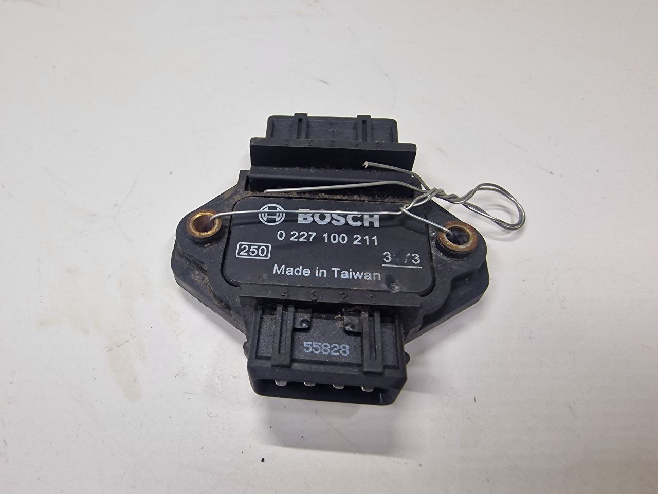 Volkswagen Passat Passat B5 GP (3B) 2000 - 2005 Коммутатор зажигания 0227100211  006185