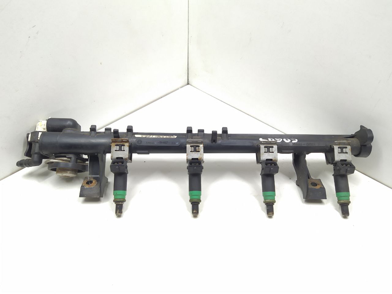 Ford Focus Focus 2 2004 - 2011 Форсунка 98MFBC9F593  006187