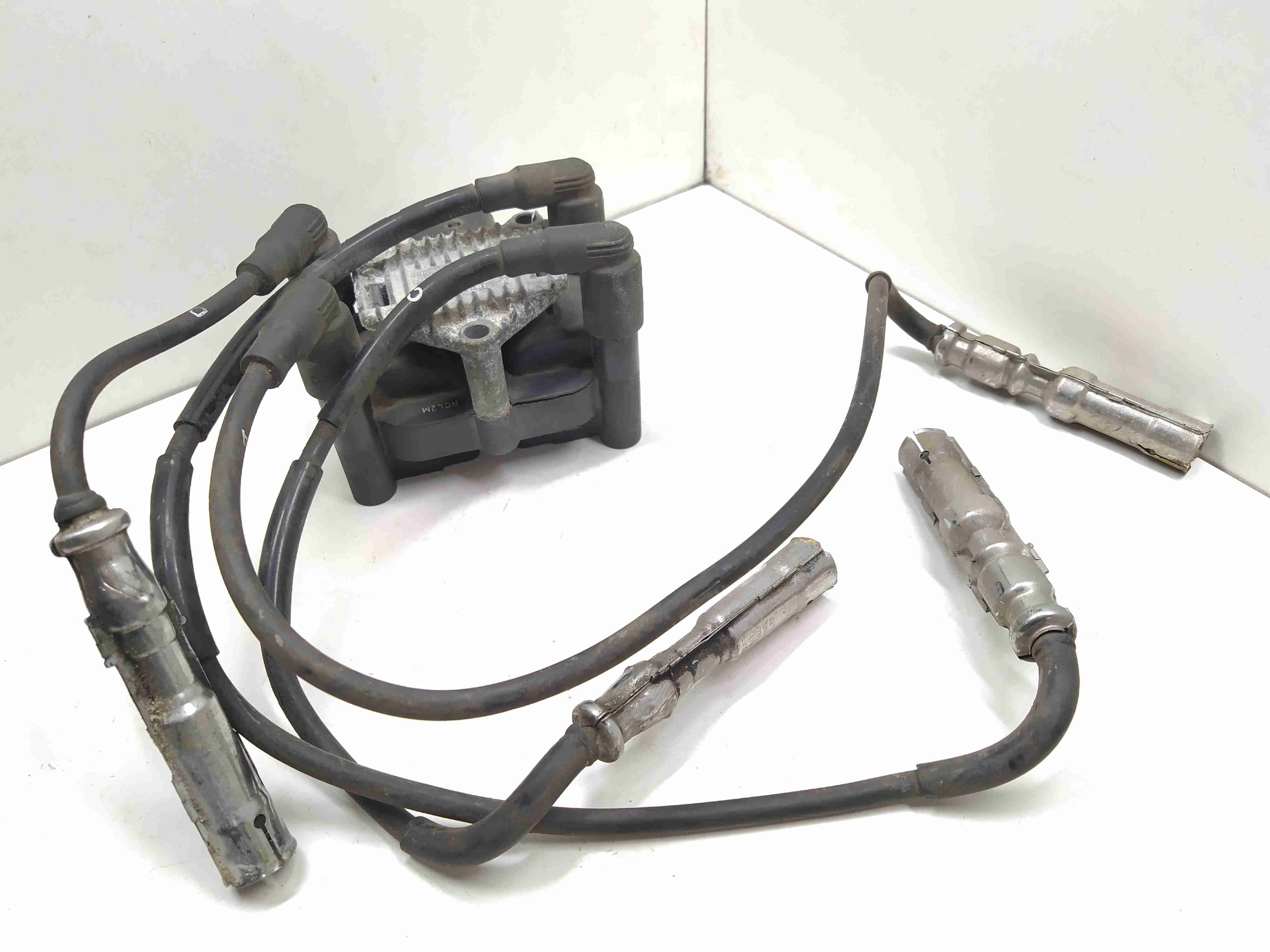 Audi A3 A3 II (8P1) 2003 - 2013 Катушка зажигания 032905106B  006331