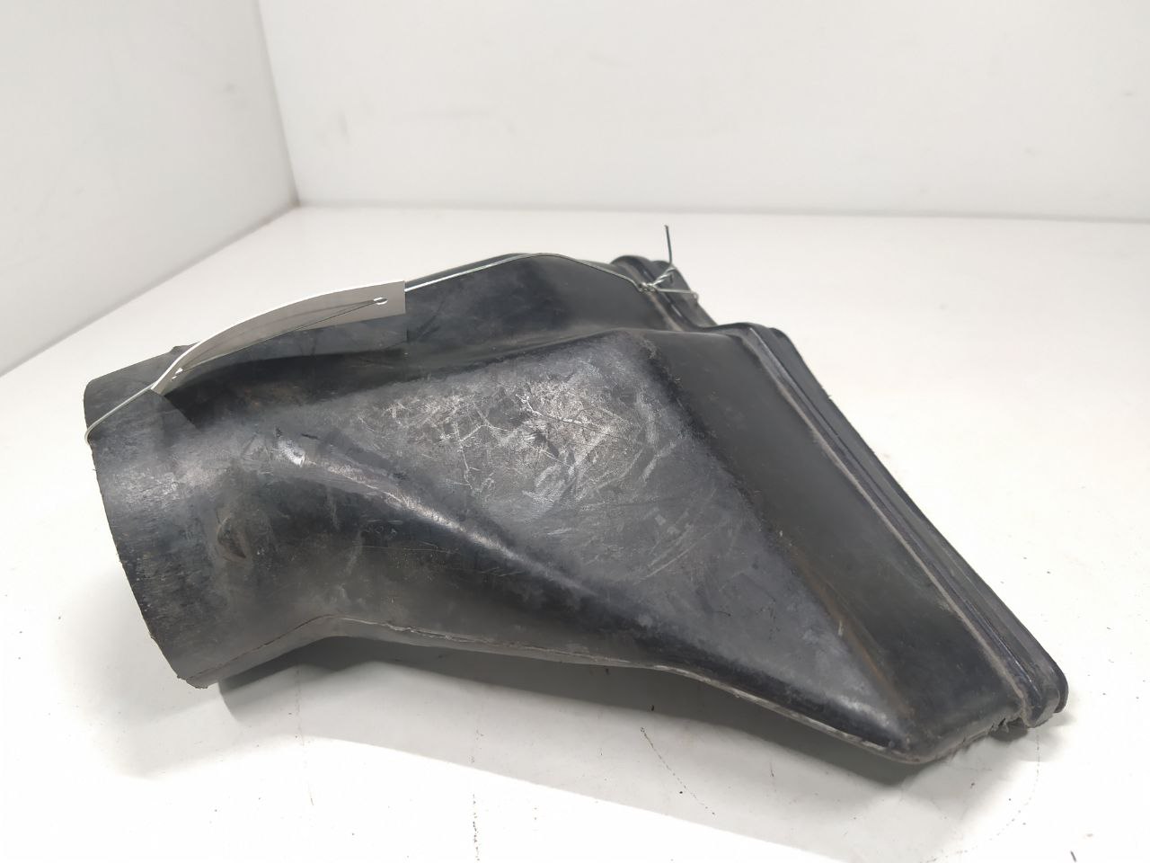 BMW 3 E36 3 E36 3 поколение (1990-2000) Воздуховод 1730635, 12311730635  006408