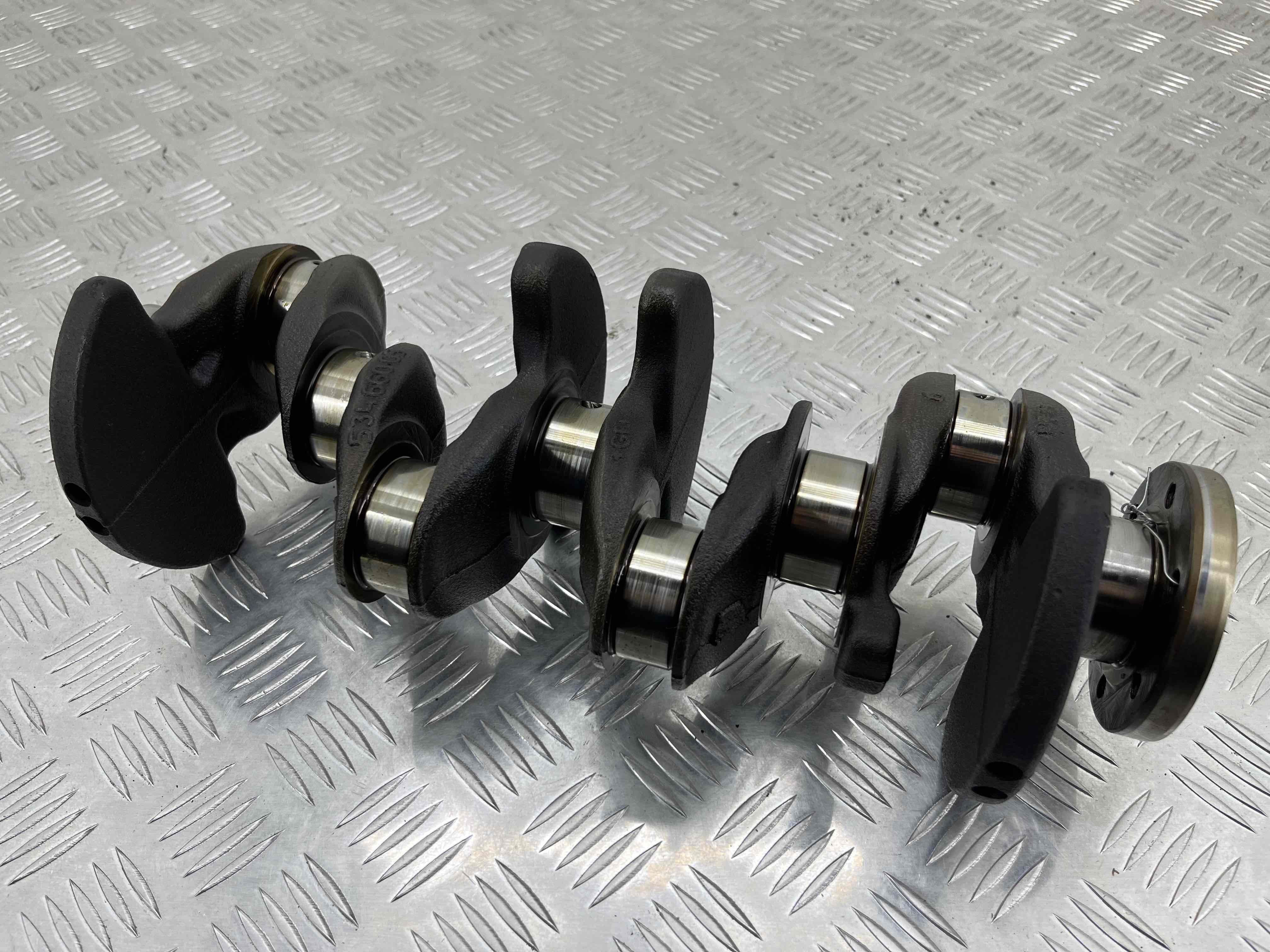 Peugeot 3008 3008 1 поколение (2010-2013) Коленвал 53466005  006532