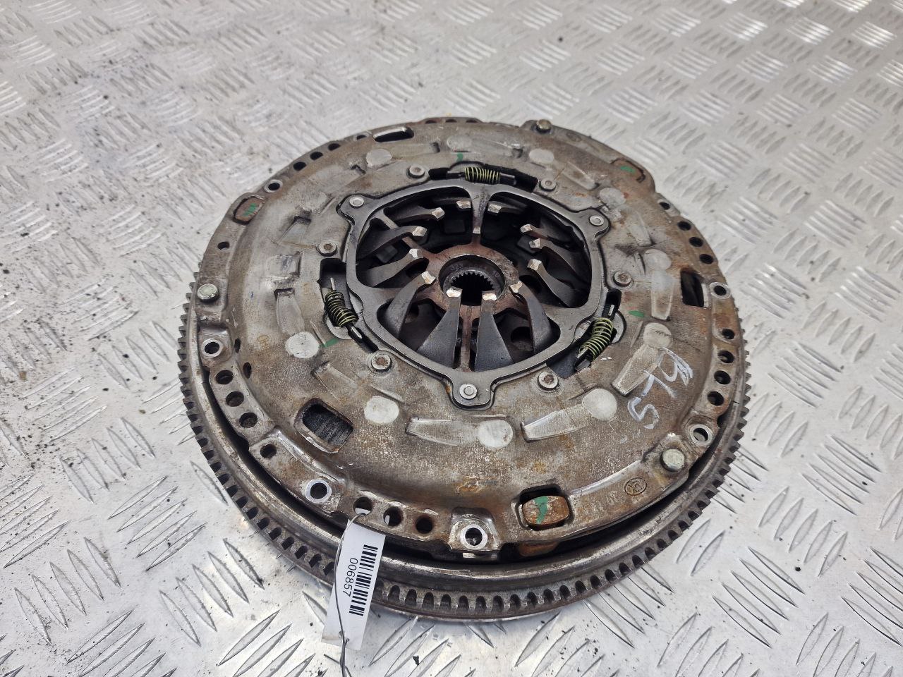 Volkswagen Caddy Caddy III (2C,2K) 2004 - 2015 Маховик 415025010,   323064110,   123042610  006857