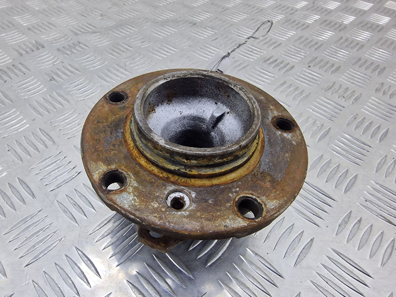 BMW 5 E39 5 E39 4 поколение (1995-2000) Ступица передняя   006958