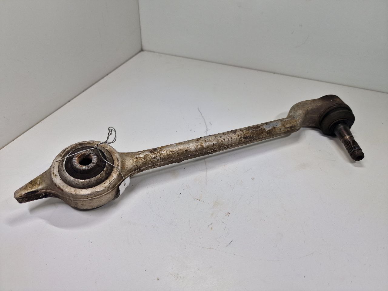 BMW 5 E39 5 E39 4 поколение (1995-2000) Рычаг передний правый 1094233l  007126