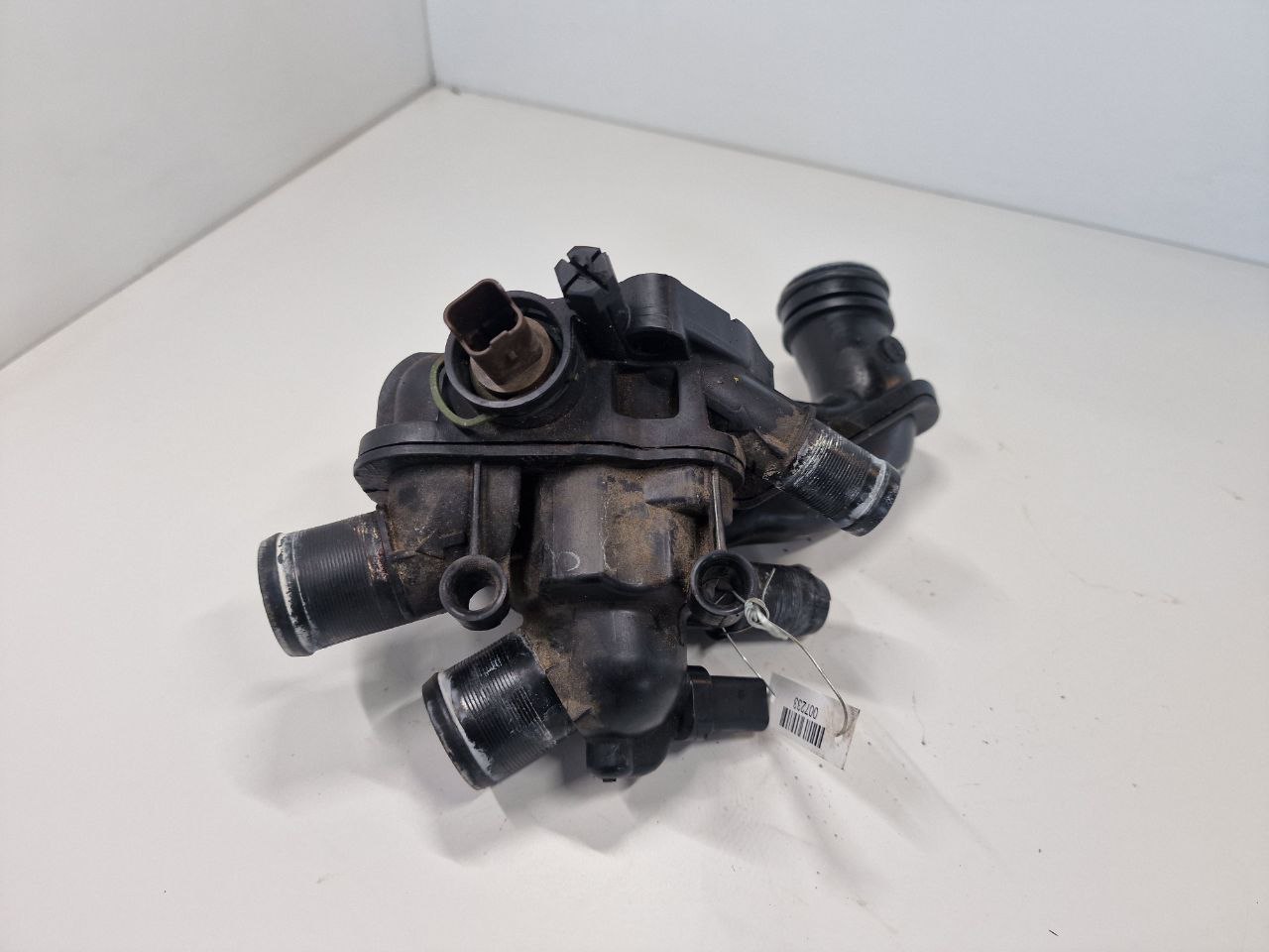 Peugeot 3008 3008 1 поколение (2010-2013) Корпус термостата v753452180, 22660926H  007233