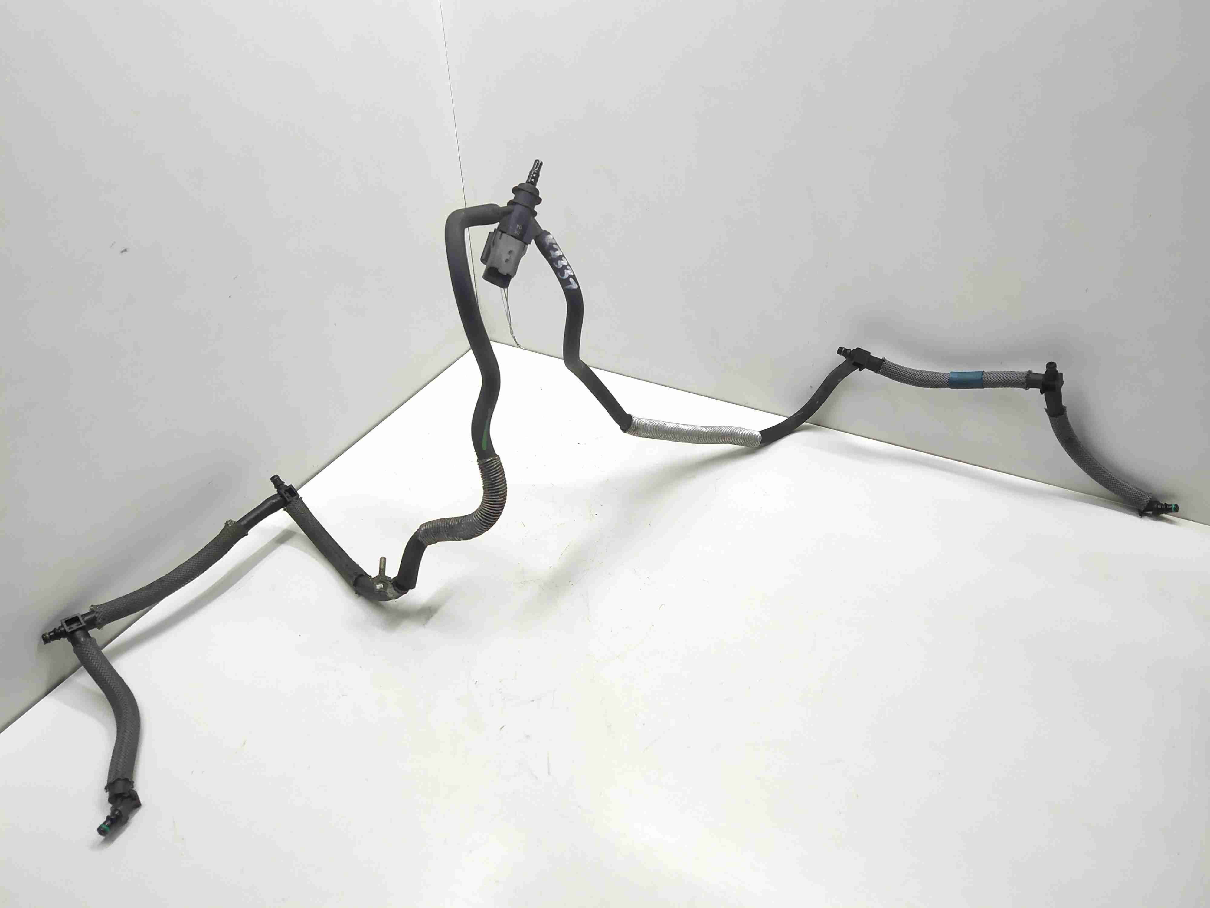 Jaguar S-type S-Type (X200) 1999 - 2008 Трубка обратки форсунок 4R8Q9K022BF  007683