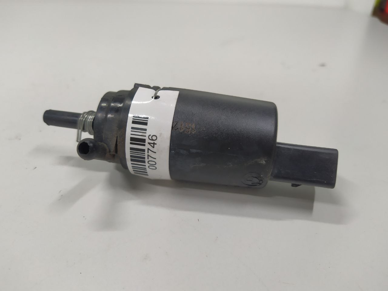 BMW 5 E39 5 E39 4 поколение [рейстайлинг] (2000-2004) Насос (моторчик) омывателя стекла 8377612, 67128377612  007746