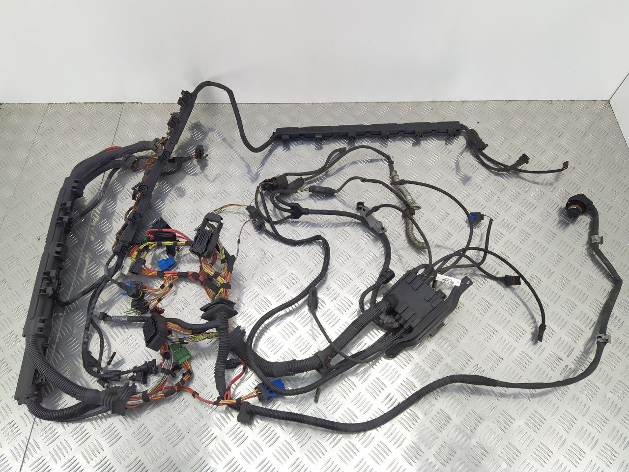 BMW 3 E90/E91/E92/E93 3 E90/E91/E92/E93 5 поколение (2005-2013) Проводка двигателя 4493918,  4493919  007808