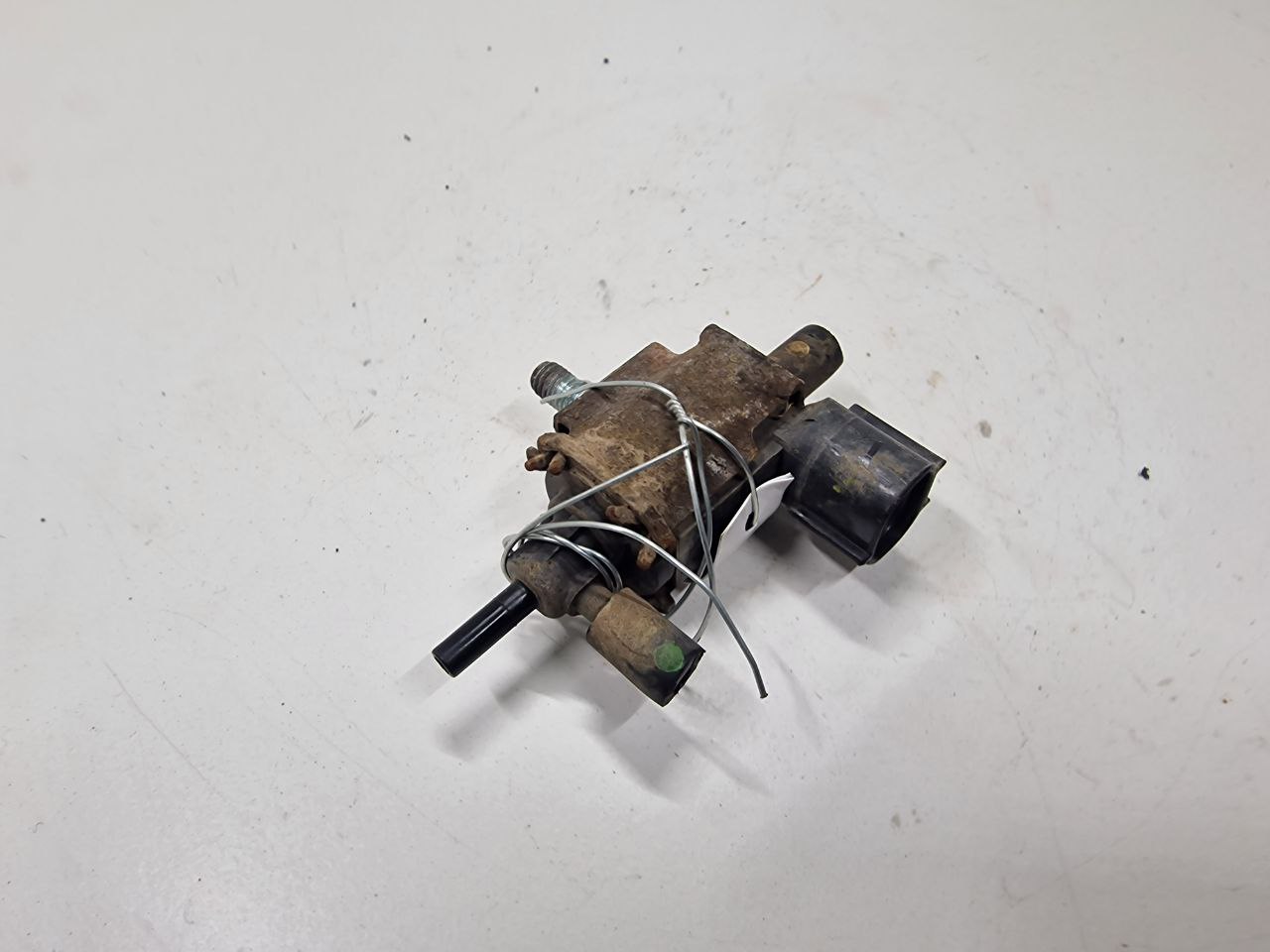 Mazda 6 6 III (GJ) 2012 - наст. время Клапан электромагнитный k5t48179  007822