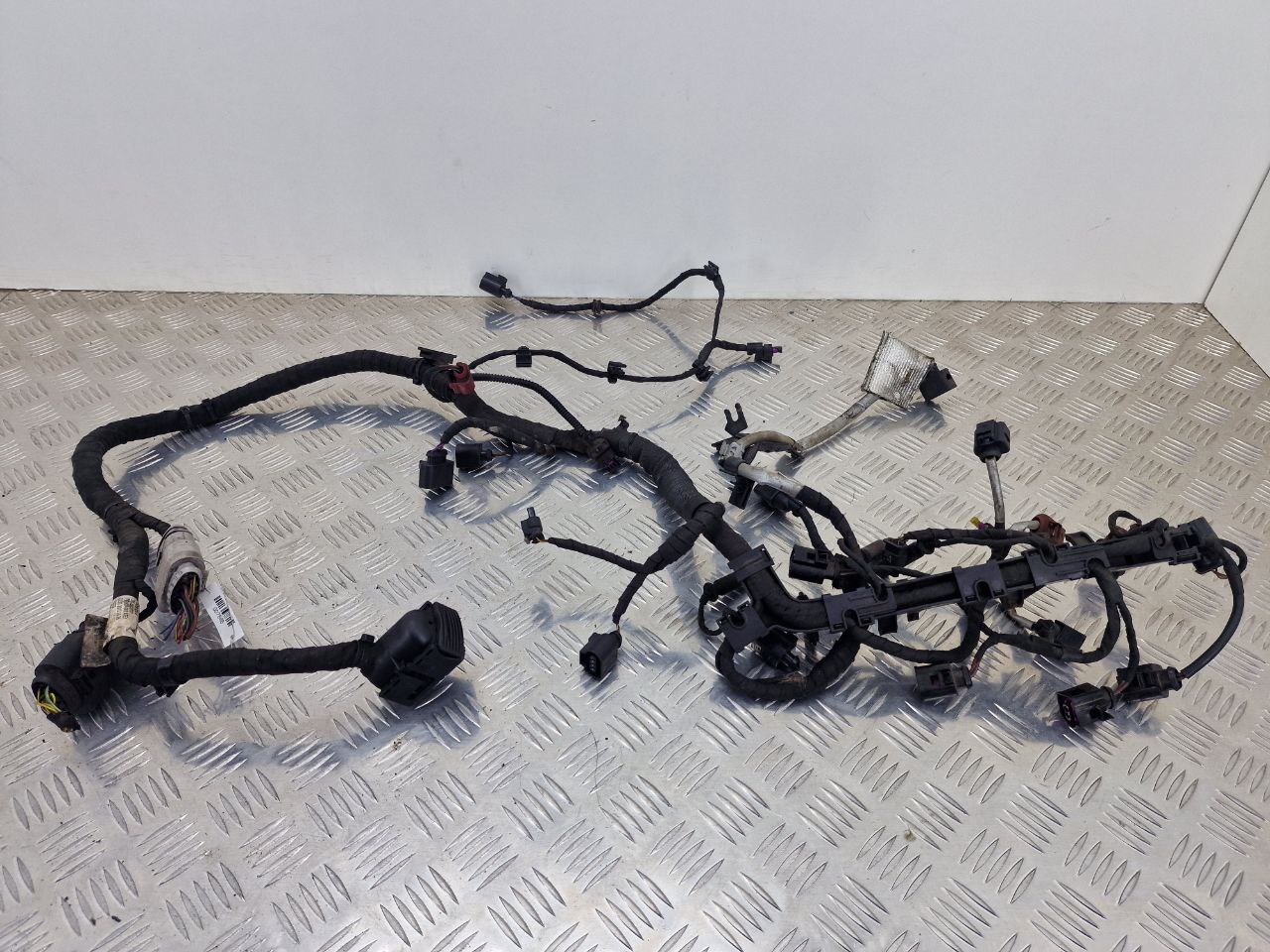 Skoda Octavia Octavia II (1Z) 2004 - 2013 Проводка двигателя 04l972627r  007886