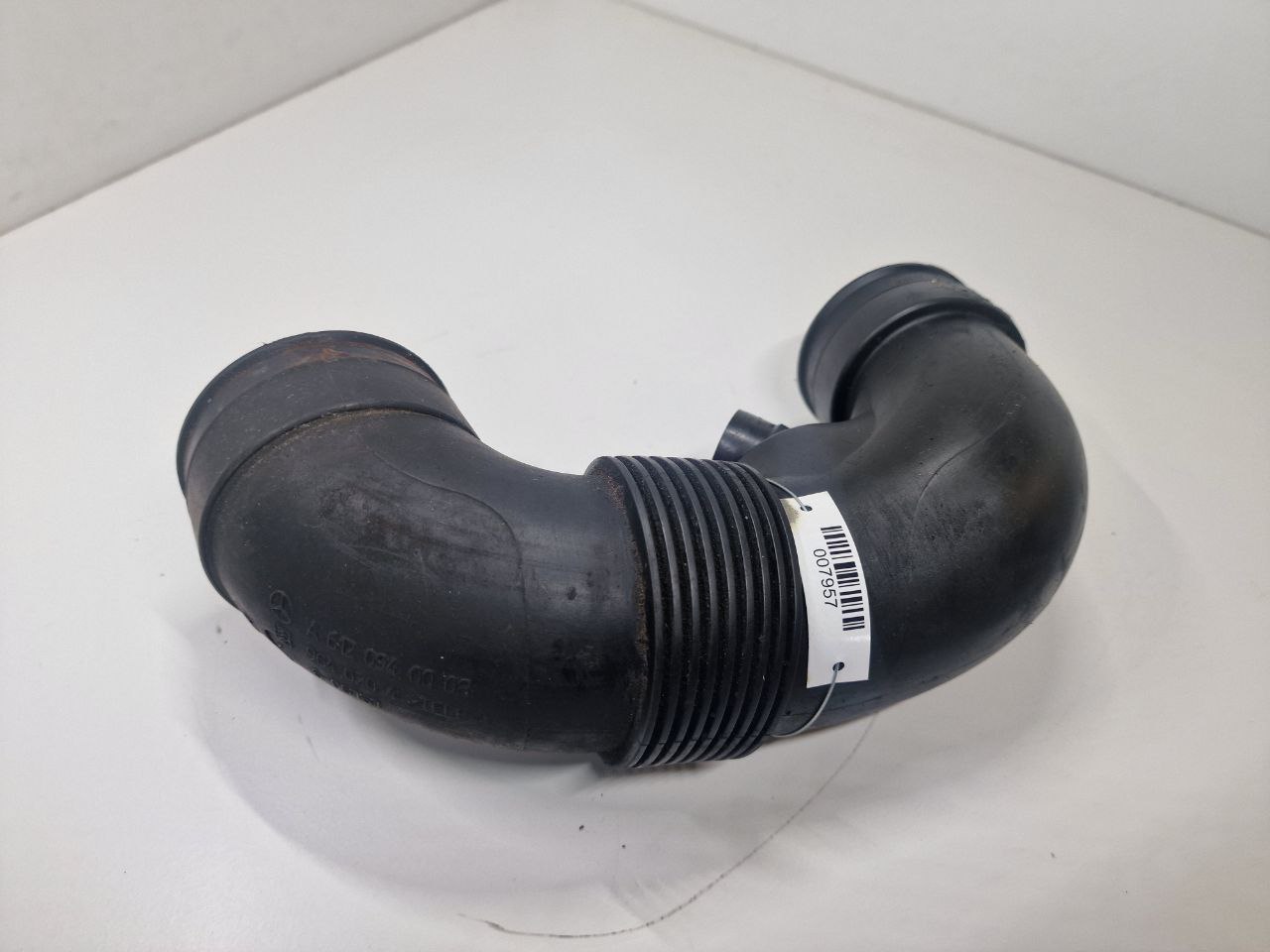 Mercedes C W203 C W203 2 поколение (2000-2004) Патрубок воздушного фильтра 6120940008  007957