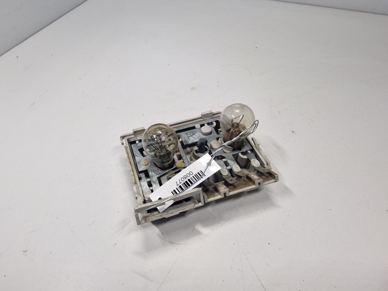 Audi 80 80 B3 (8A) 1986 - 1991 Панель (плата) фонаря заднего правого   008077