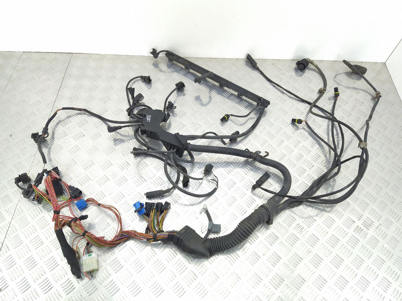 BMW 5 E39 5 E39 4 поколение [рейстайлинг] (2000-2004) Проводка двигателя 12517503603, 7503603  008144