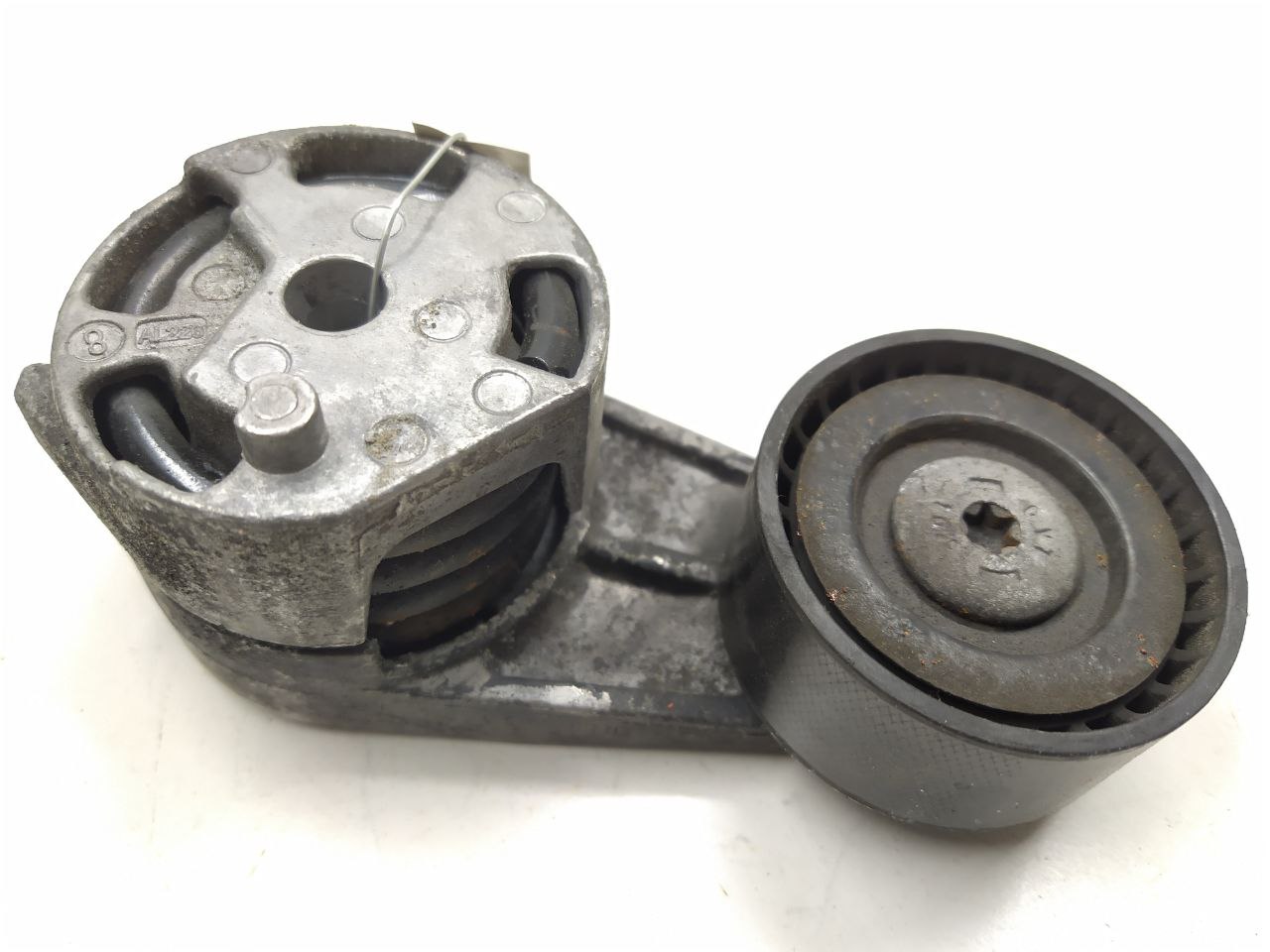 BMW 1 F20/F21 1 F20/F21 2 поколение (2011-2015) Натяжитель ремня генератора 11287603347, 7603347  008223