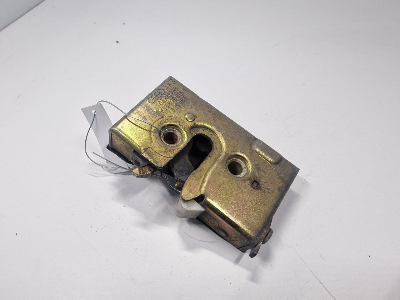 Audi 80 80 B3 (8A) 1986 - 1991 Замок двери задней правой 893839016a  008413