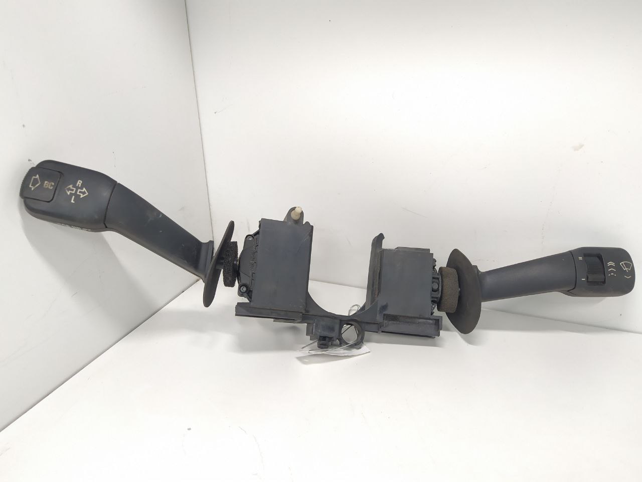 BMW 5 E39 5 E39 4 поколение [рейстайлинг] (2000-2004) Переключатель подрулевой (стрекоза) 8352172,  8360879  008592