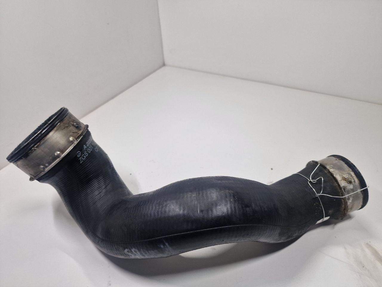 Mercedes C W203 C W203 2 поколение (2000-2004) Патрубок интеркулера a2035281582  008876