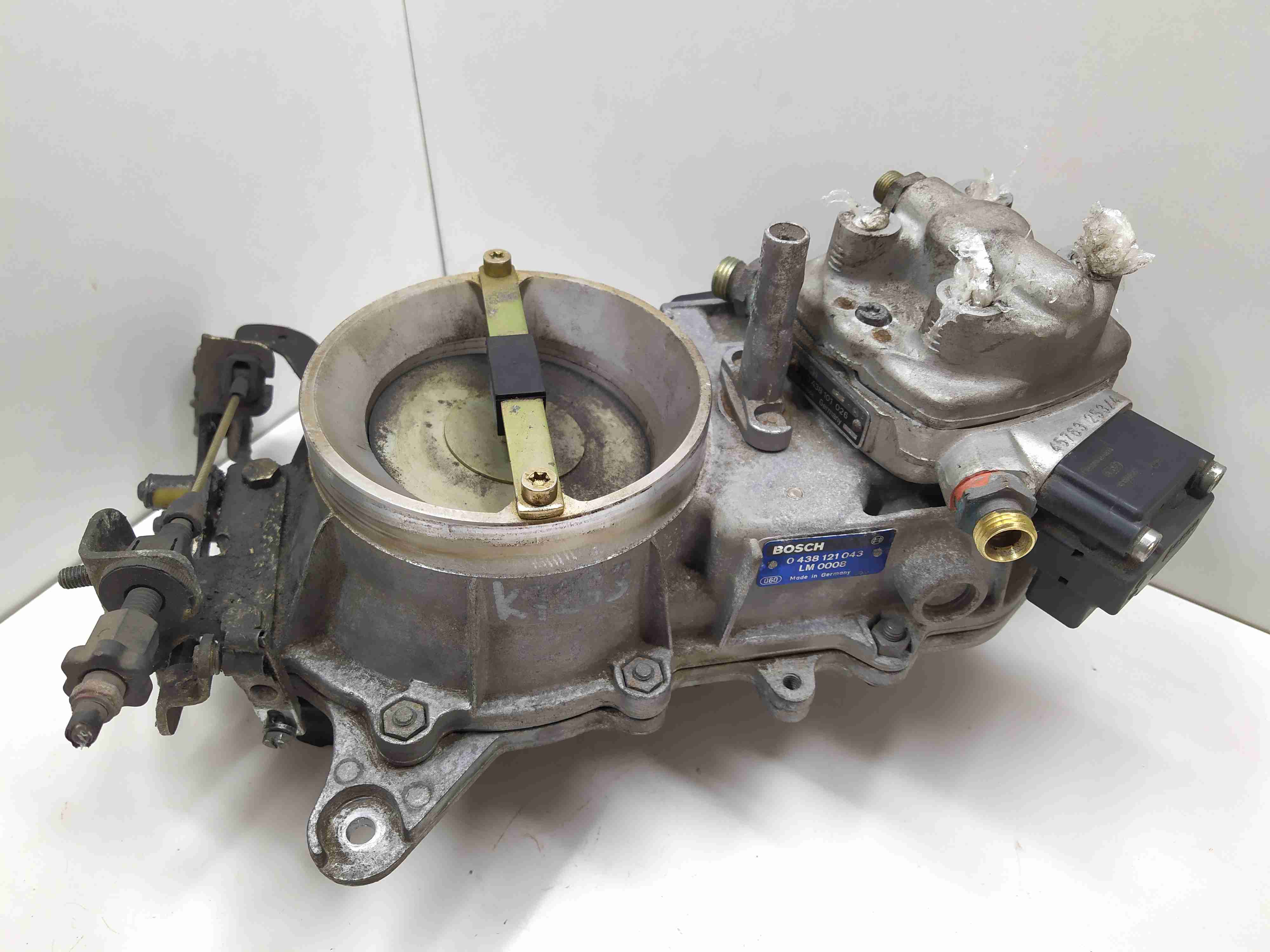 Mercedes 190 W201 190 W201 1 поколение (1982-1993) Распределитель впрыска (инжектор) 0438101026,   0438121043,   1021410545  008951