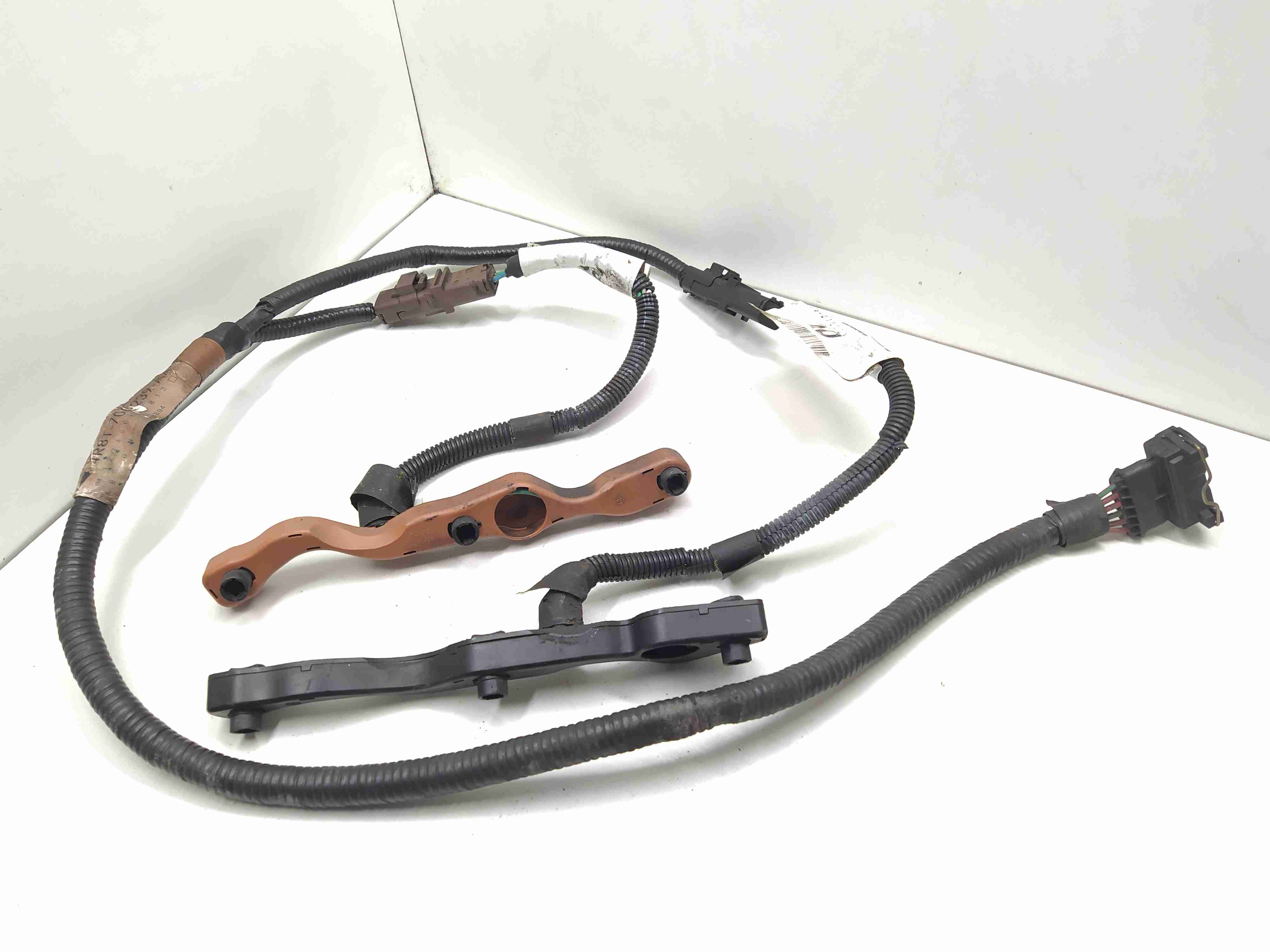 Jaguar S-type S-Type (X200) 1999 - 2008 Проводка (планка) свечей накала 4R8Q12A378,   4R8T70G239AA  009021