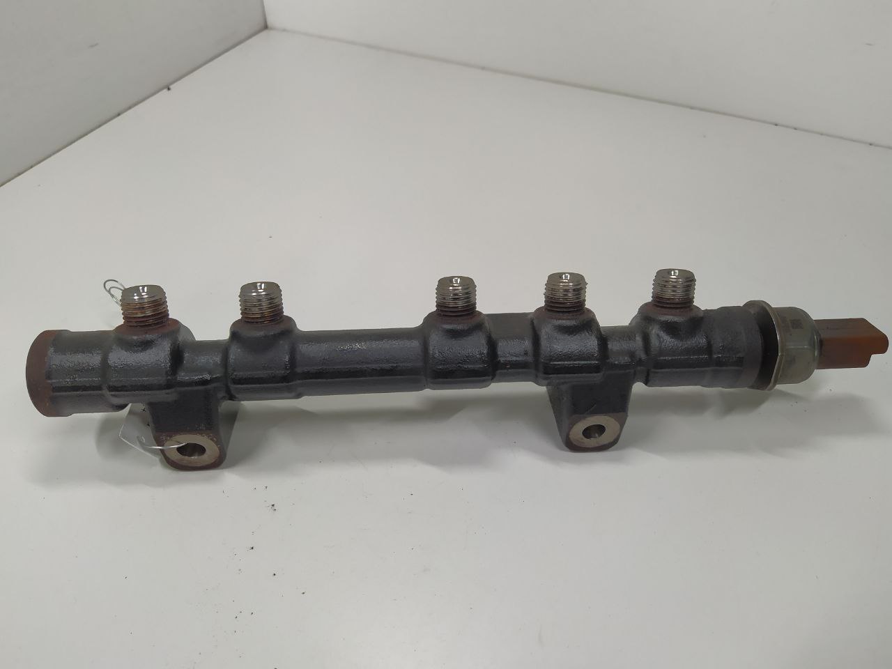 Peugeot Partner Partner 2 поколение [2-й рестайлинг] (2015-2024) Топливная рампа 0445214318, 9804776780  009224