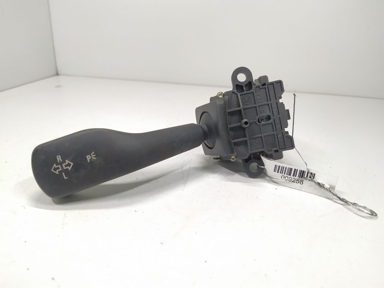 BMW 3 E46 3 E46 4 поколение (1998-2006) Переключатель поворотов 8363662,  61318363662  009258