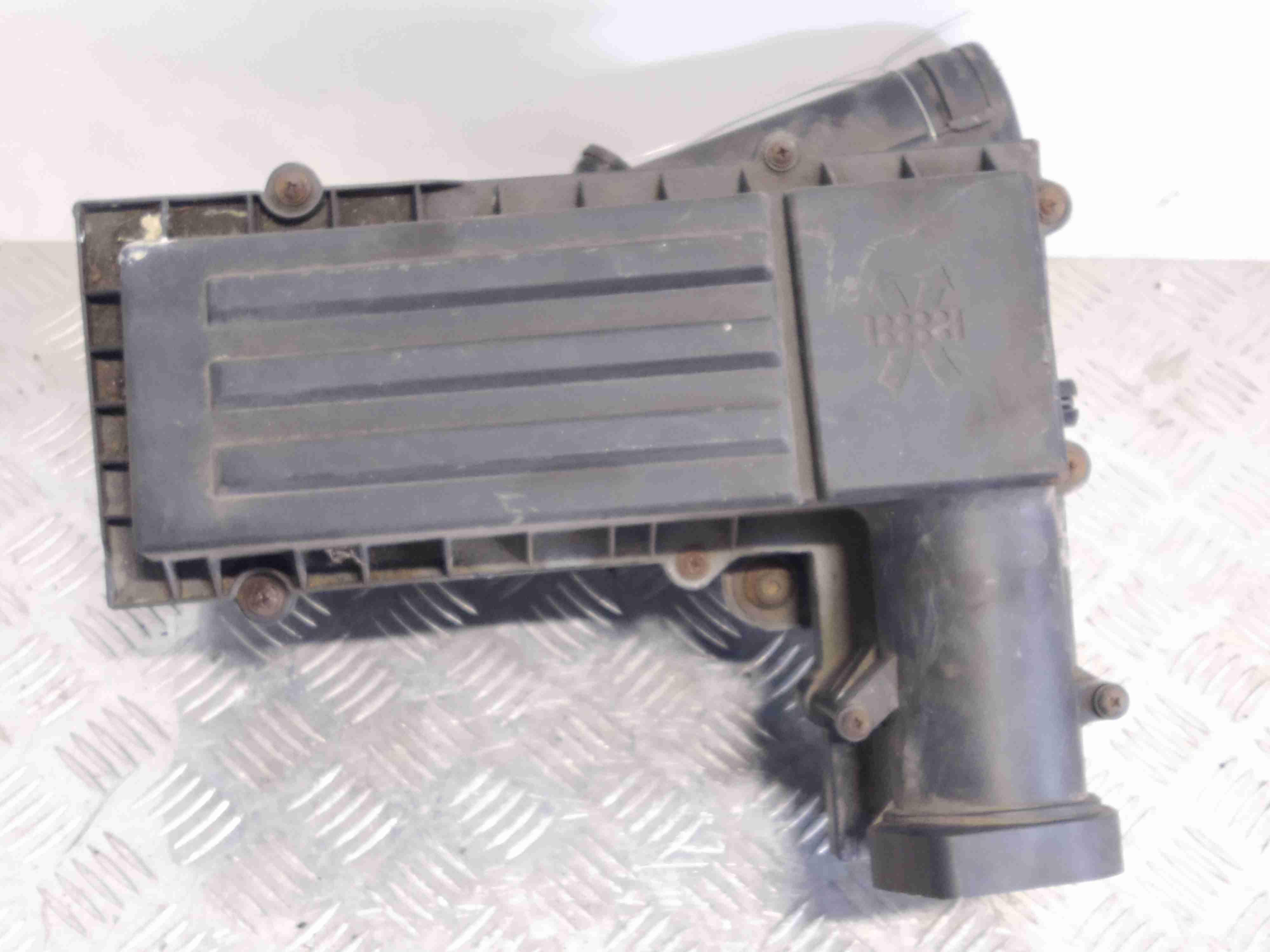 SEAT Altea Altea 2004 - 2009 Корпус воздушного фильтра 3C0129607AD,   3C0129601AJ  009260