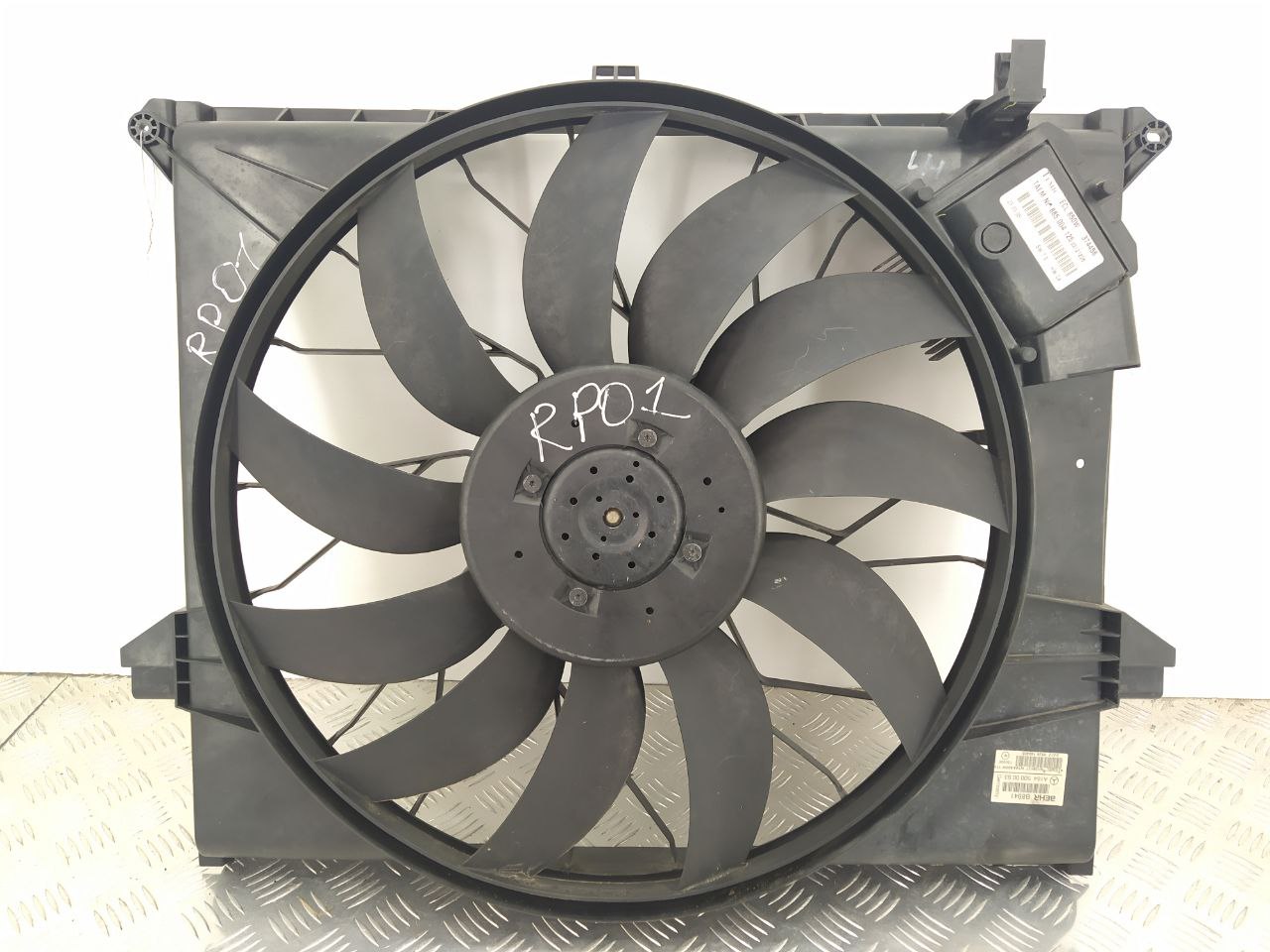 Mercedes ML W164 ML W164 2 поколение (2005-2008) Вентилятор радиатора A1645000093,    A2205000293, 1645000093, 2205000293  009313