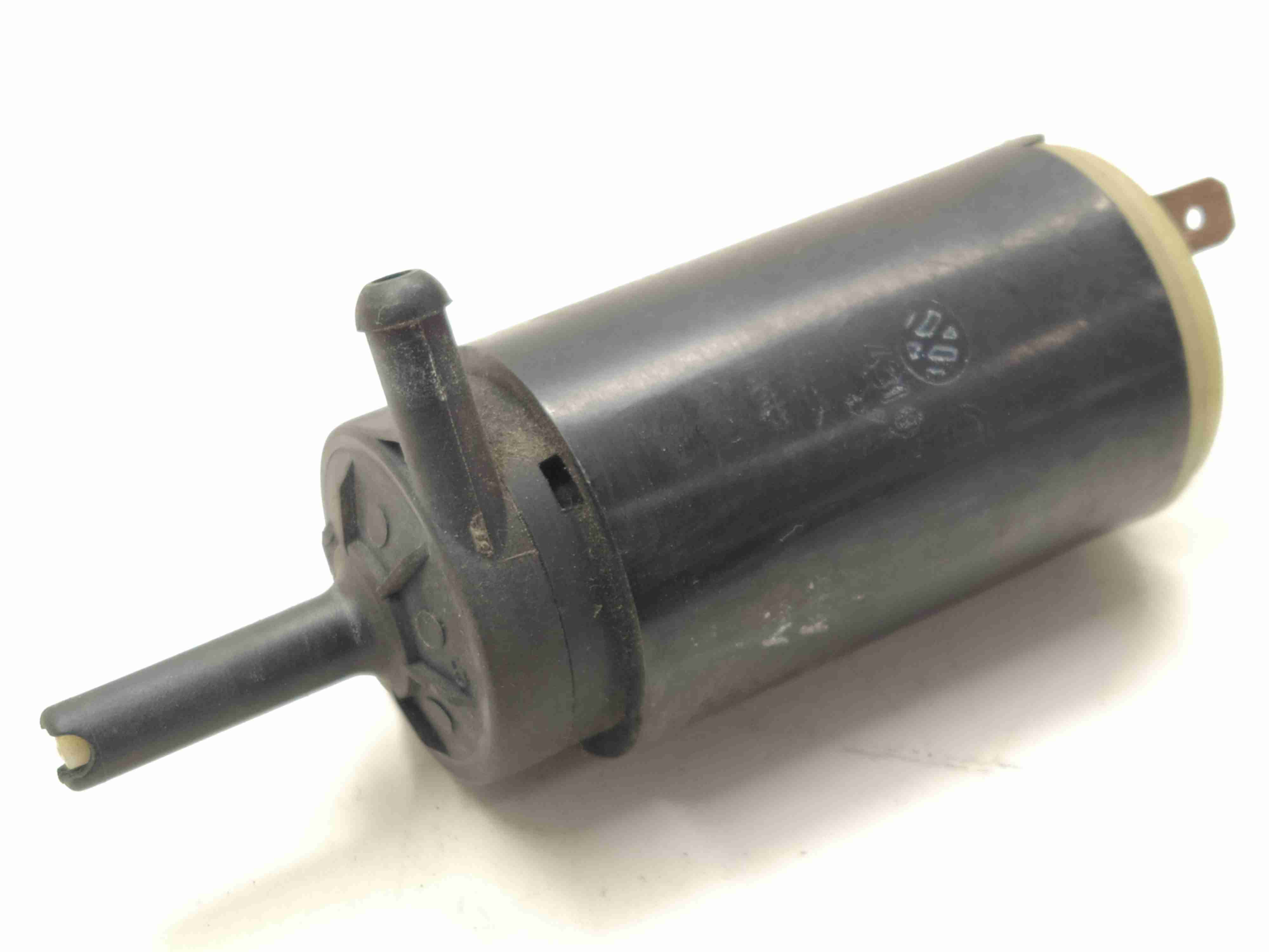 Audi 80 80 B3 (8A) 1986 - 1991 Насос (моторчик) омывателя стекла   009332