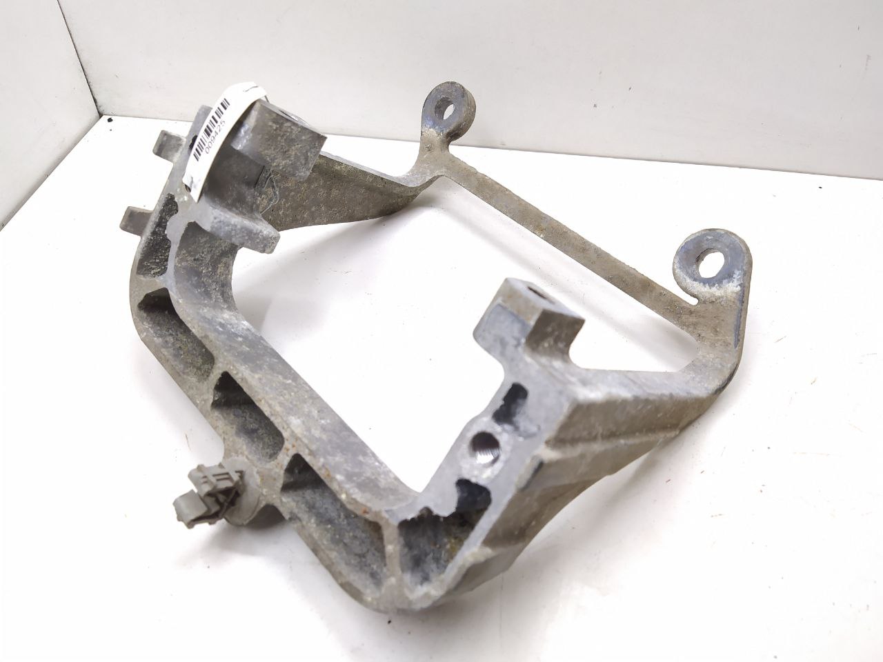 Opel Movano Movano B 2010 - наст. время Кронштейн КПП 112225095R  009425