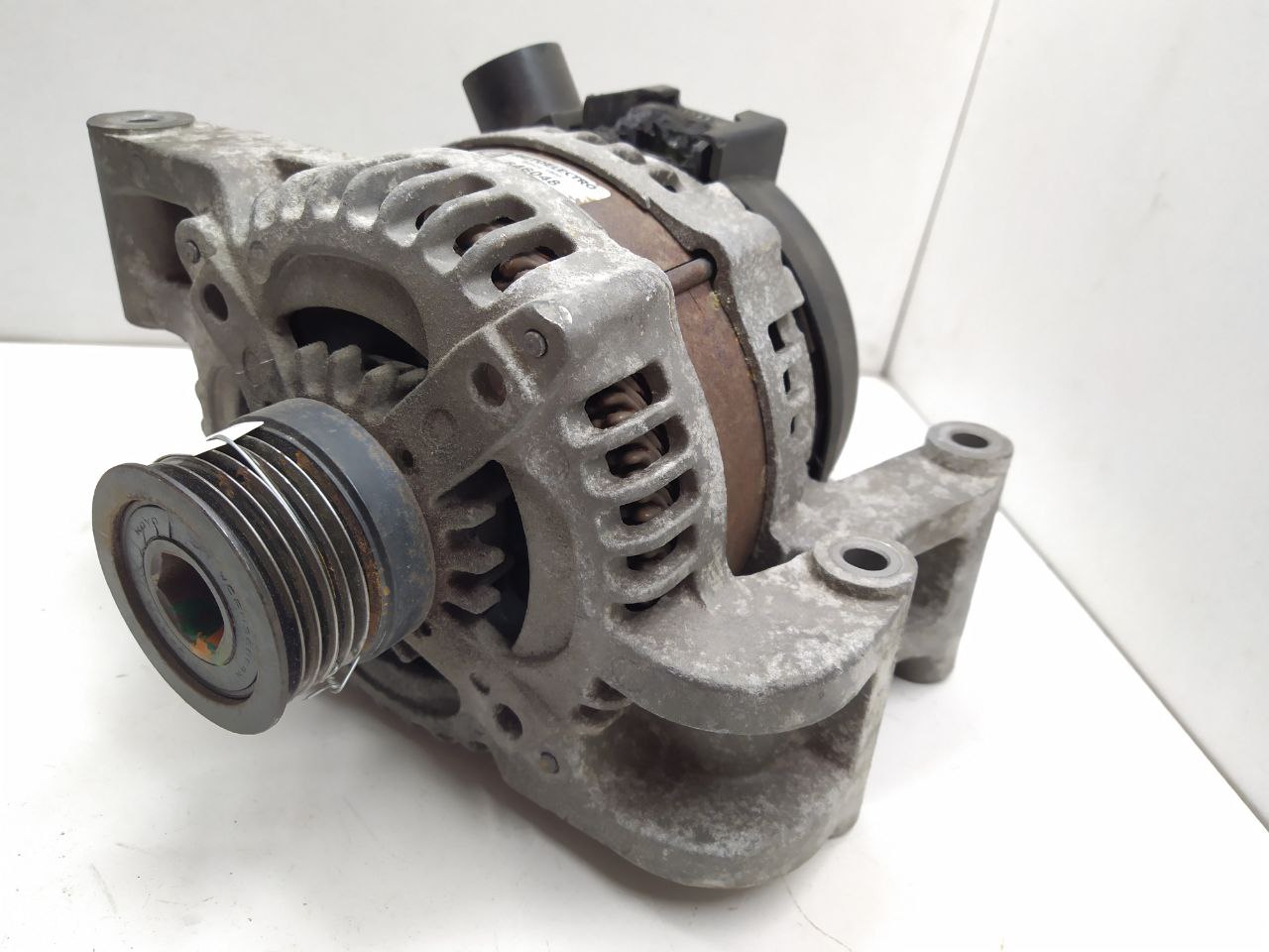 Ford Focus Focus 2 2004 - 2011 Генератор CSDB,     3M5T10300V  009569