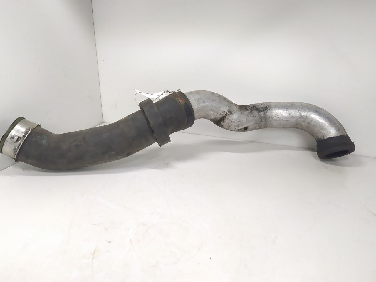 BMW 3 E46 3 E46 4 поколение (1998-2006) Патрубок интеркулера 11884410, 7786865, 11017786865  009600