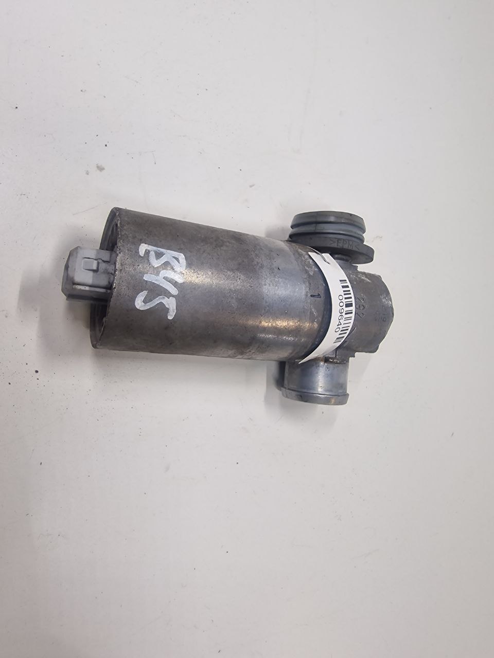 BMW 5 E39 5 E39 4 поколение (1995-2000) Клапан холостого хода 0280140545, 13411744713, 1744713  009640