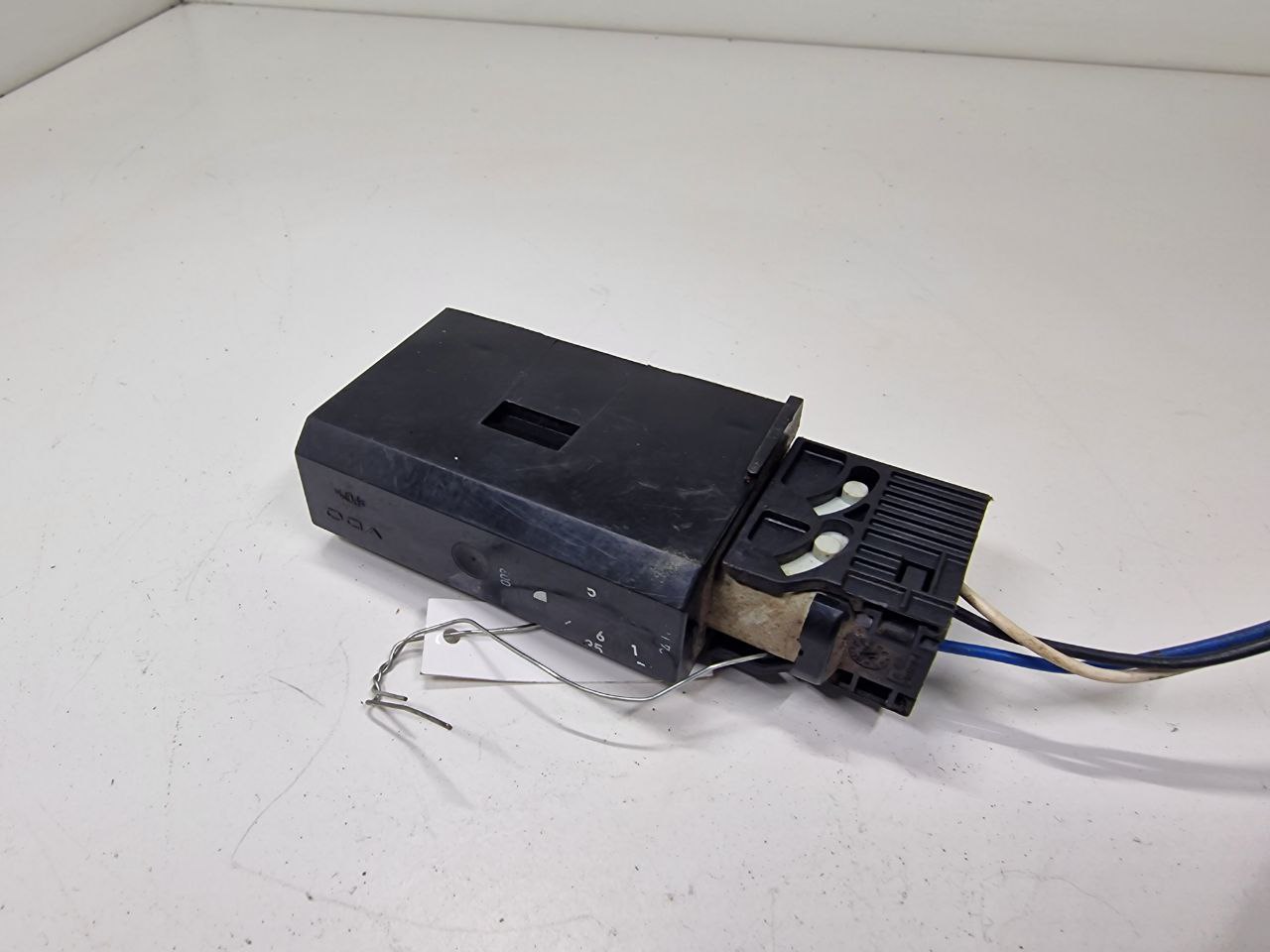 BMW 5 E39 5 E39 4 поколение (1995-2000) Активатор (привод) замка двери 8352165, 67118352165  009663