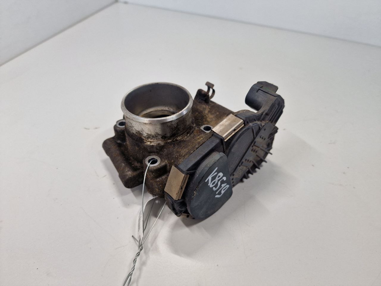 Opel Astra Astra J 2009-2015 Заслонка дроссельная 55562270  009759