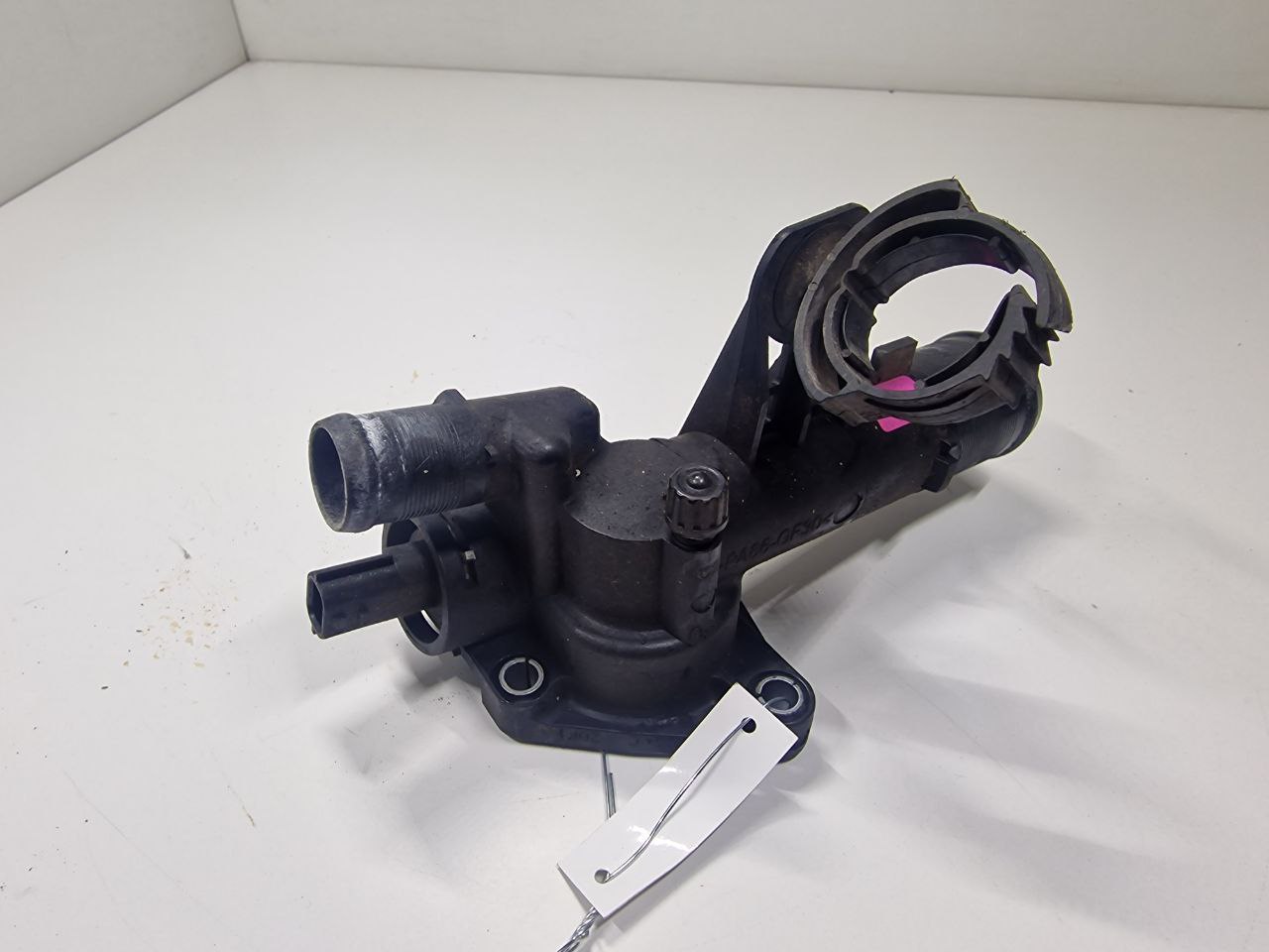 Renault Scenic Scenic 3 поколение 2009 - 2013 Корпус термостата 8200766043  009896