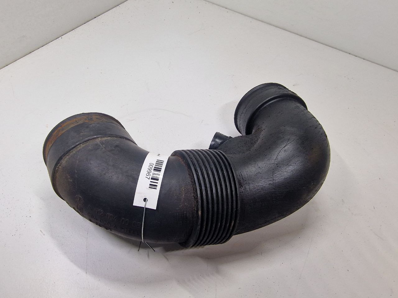 Mercedes CLK W209 CLK W209 2 поколение (2002-2005) Патрубок воздушного фильтра 6120940008, 9640204  009967