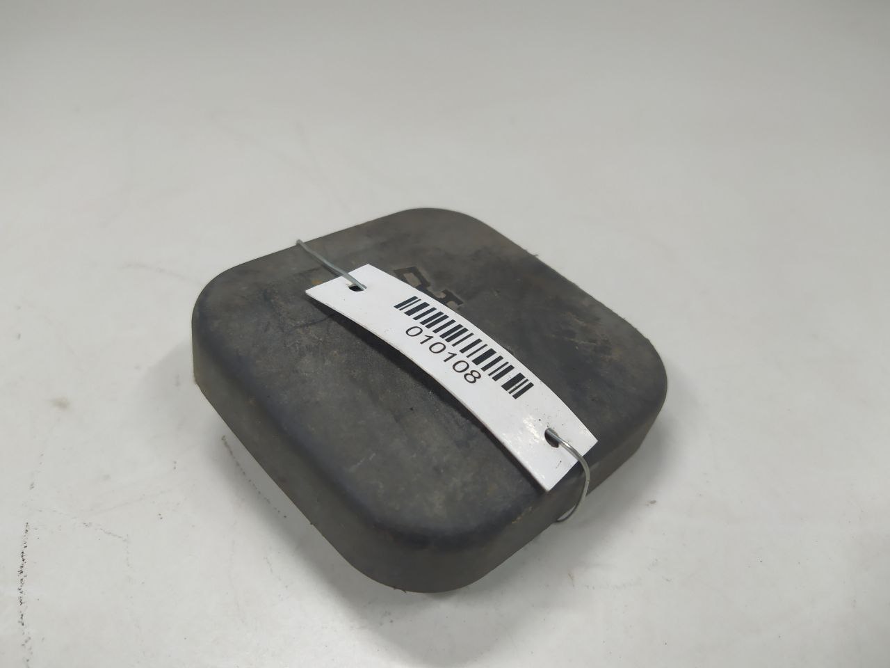 BMW 5 E39 5 E39 4 поколение [рейстайлинг] (2000-2004) Пробка маслозаливная 11121743294, 1743294  010108