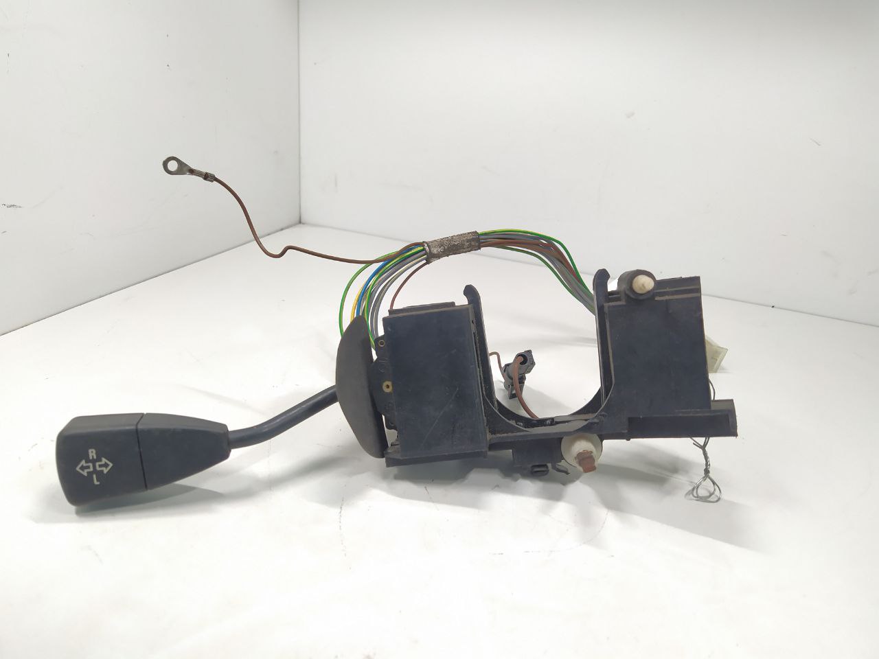 BMW 3 E36 3 E36 3 поколение (1990-2000) Переключатель поворотов 1159147,  32311159147  010116