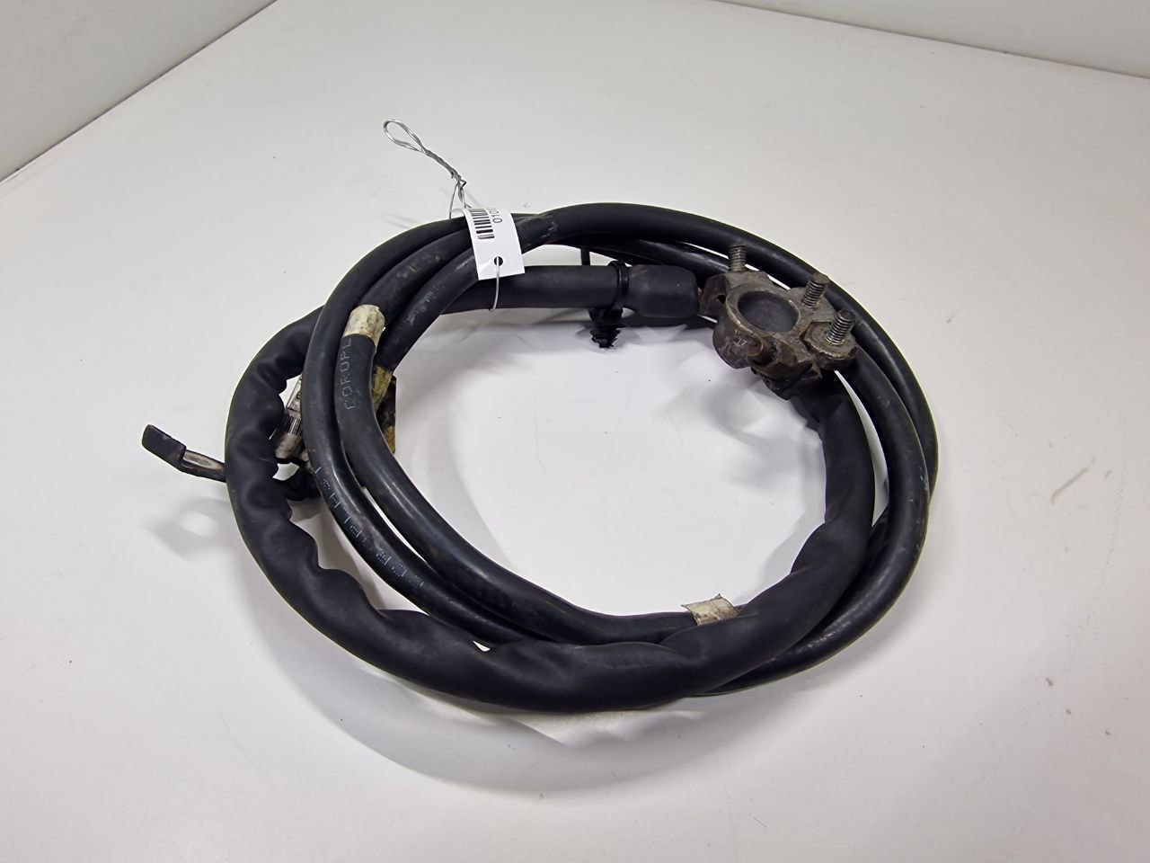 Mercedes ML W163 M-klasse (W163) 1997 - 2005 Клемма аккумулятора плюс 1635401230, 15361664  010123